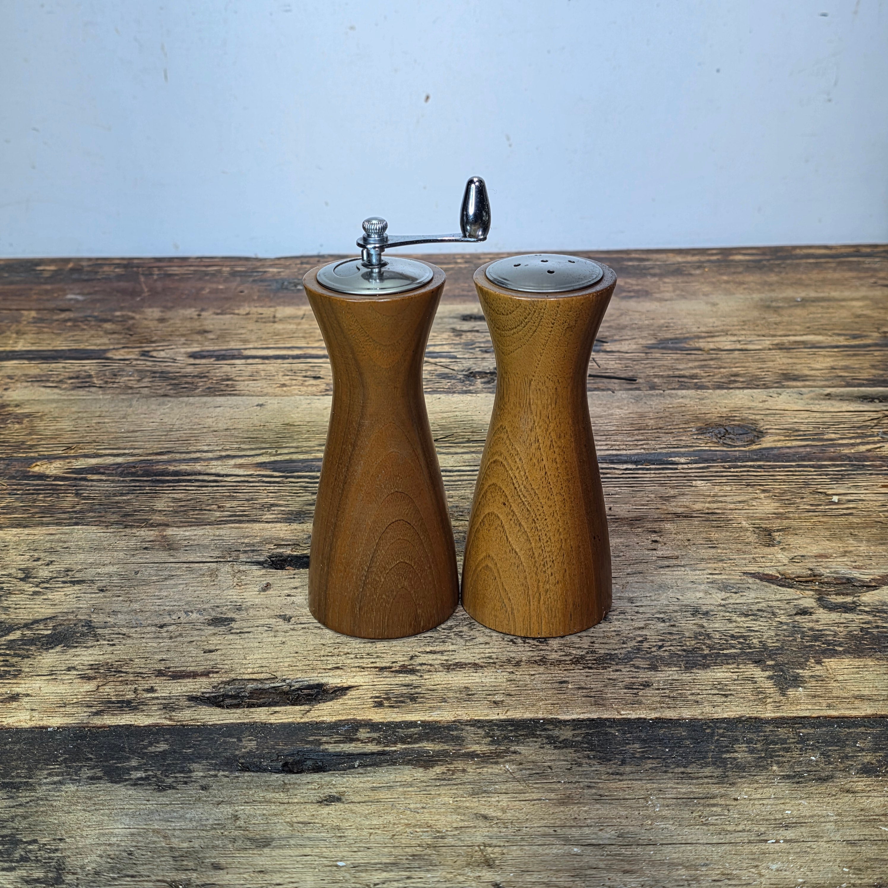 Olde Thompson Wood Salt Shaker Pepper Mill Grinder Set Monterey Park CA