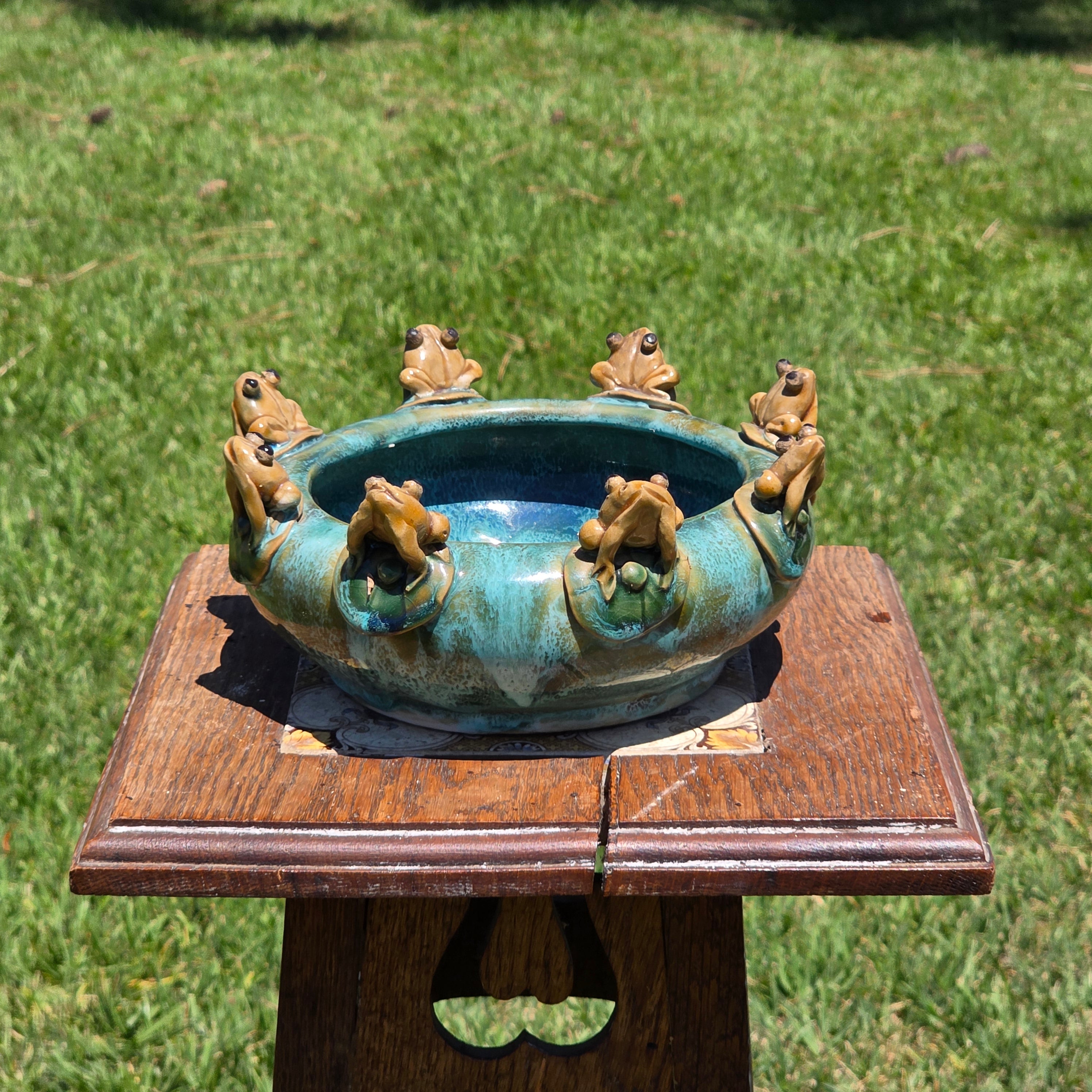 Rare Outward Facing 8 Frogs Vintage Studio Pottery Bowl Majolica Style Turquoise