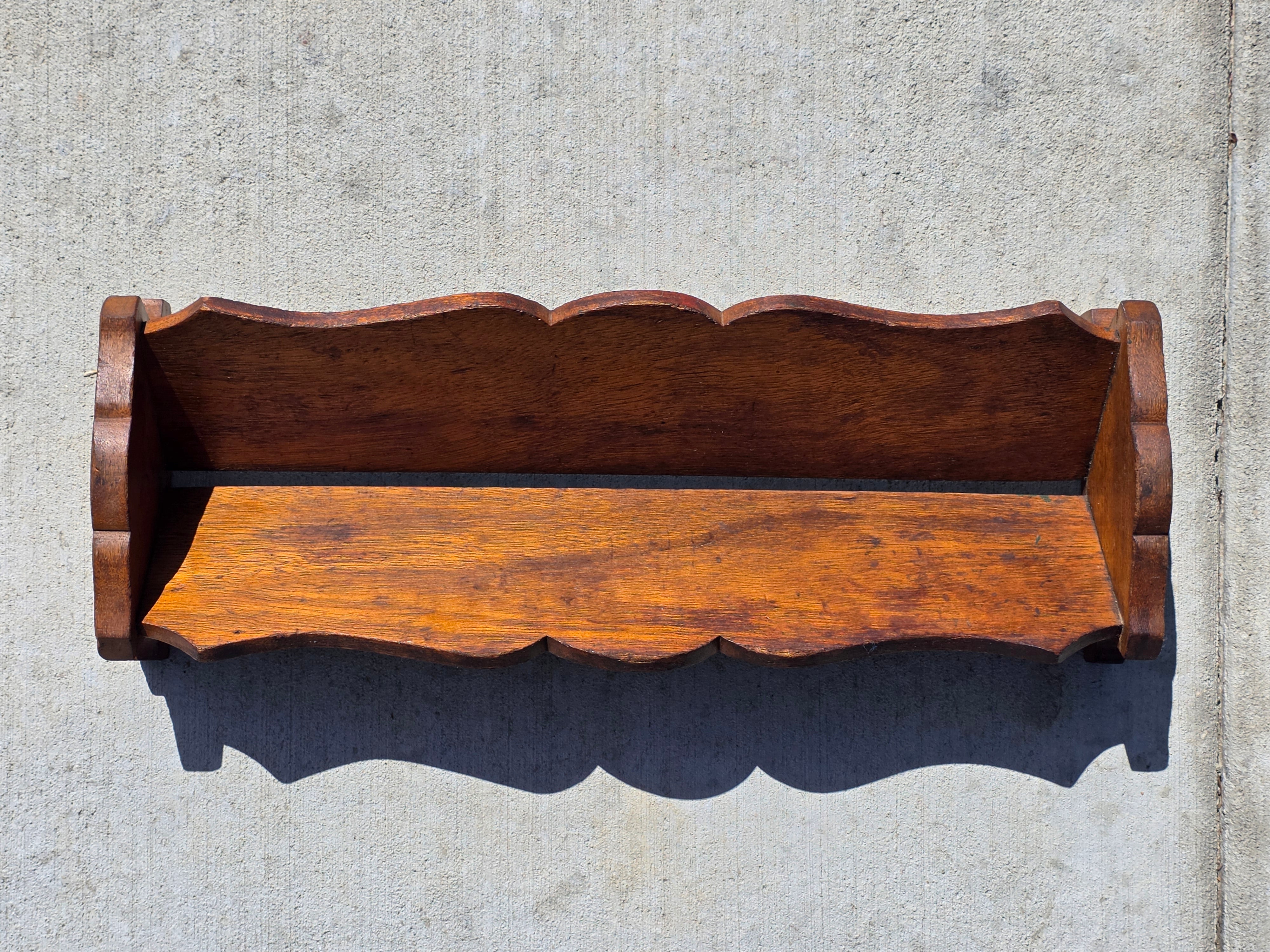 Vintage Oak Tabletop Book Rack Shelf Trough Scalloped Edges 22.5" Mission Style