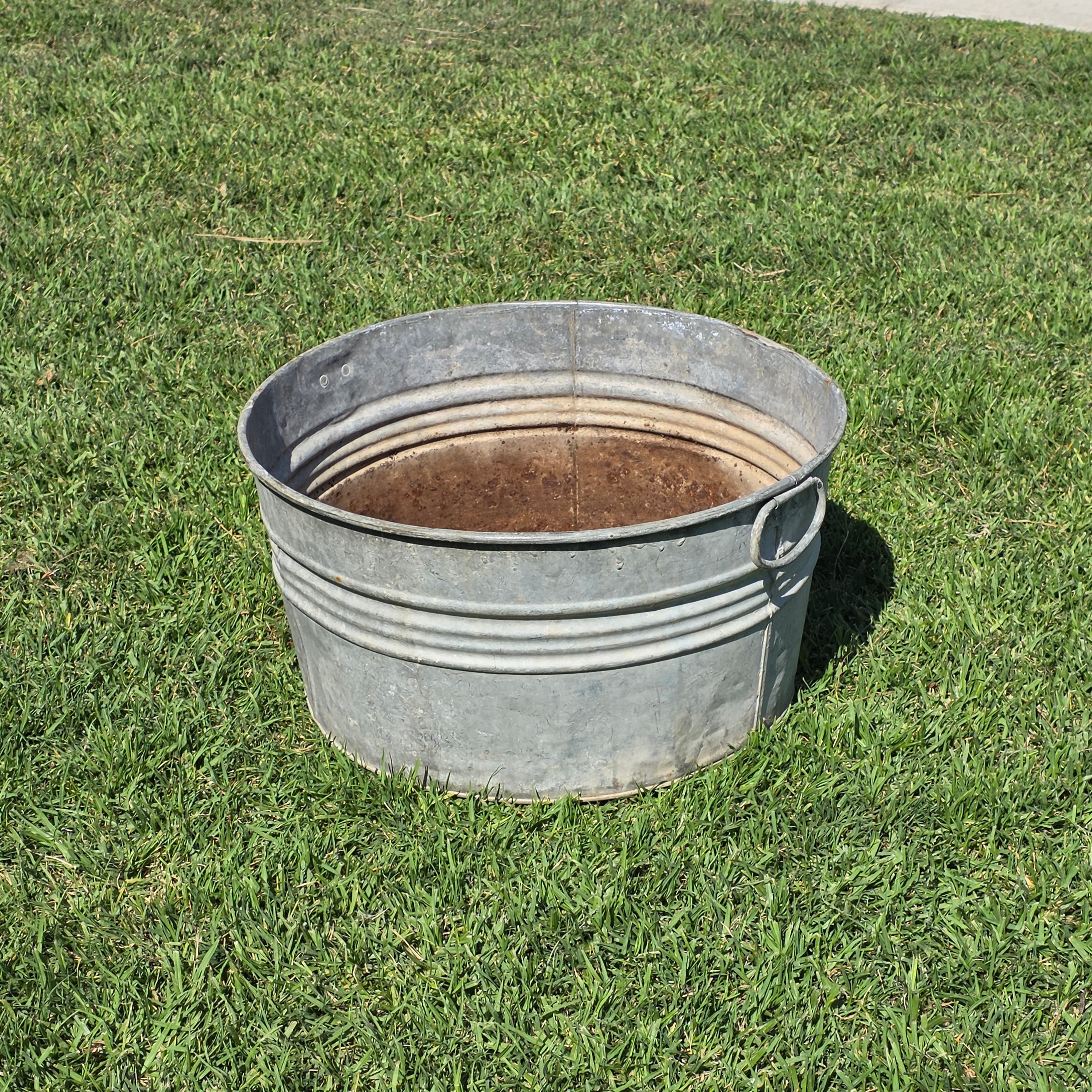 Vintage Galvanized Metal Wash Tub Planter Round Large 20" Herb Garden Rustic Pot