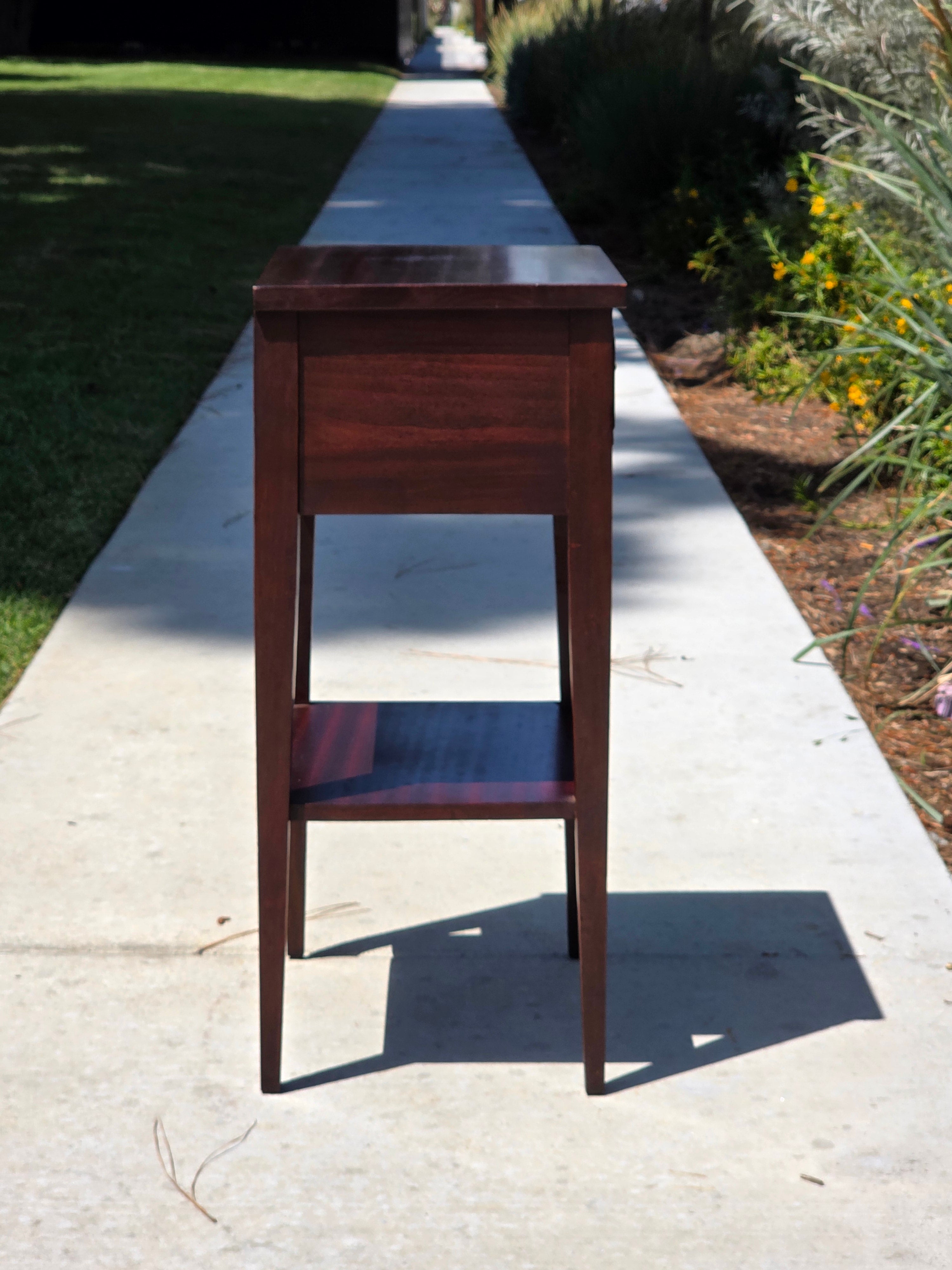 Antique Federal Style Mahogany Side Table Nightstand Tapered Legs Drawer 29"H