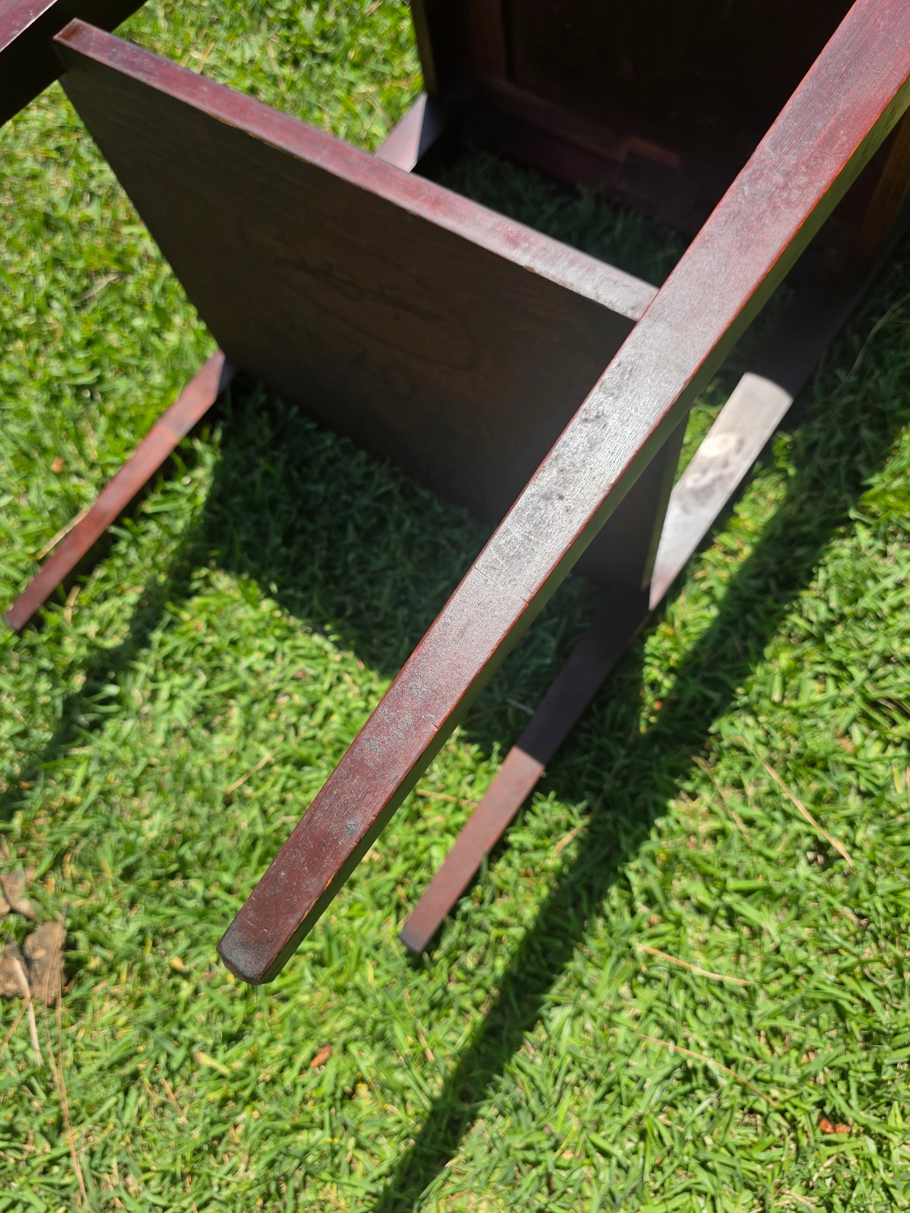 Antique Federal Style Mahogany Side Table Nightstand Tapered Legs Drawer 29"H