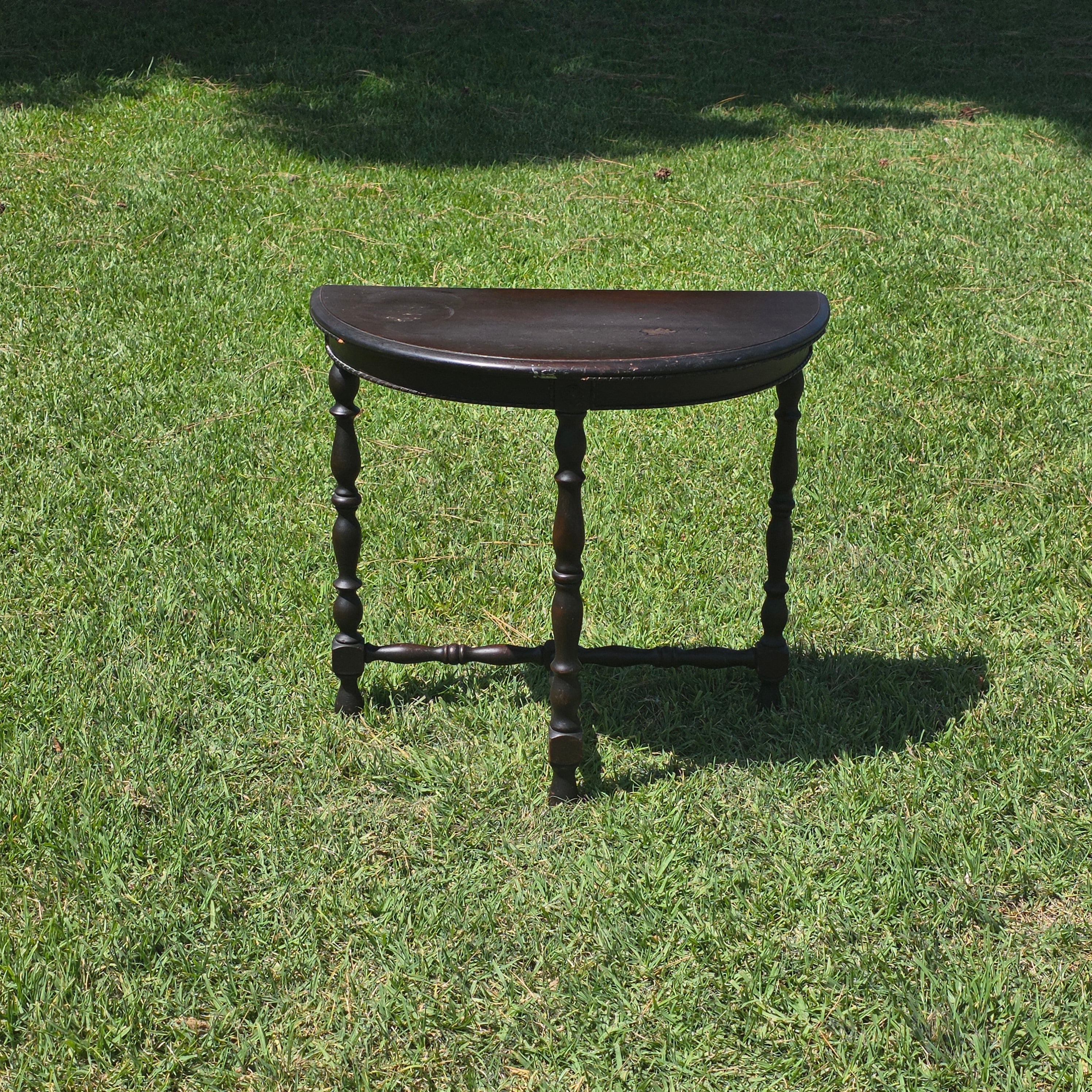 Vintage Goshen Novelty Mahogany Side Table Lamp Stand Nightstand 1930s (Damage)