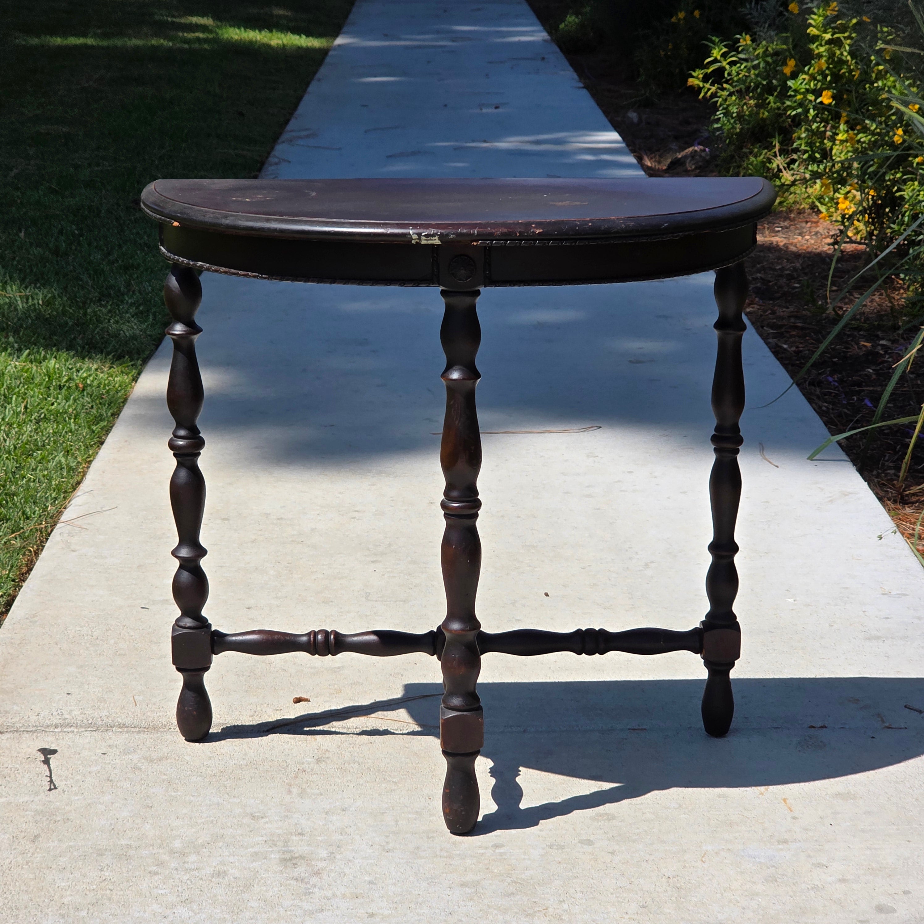 Vintage Goshen Novelty Mahogany Side Table Lamp Stand Nightstand 1930s (Damage)