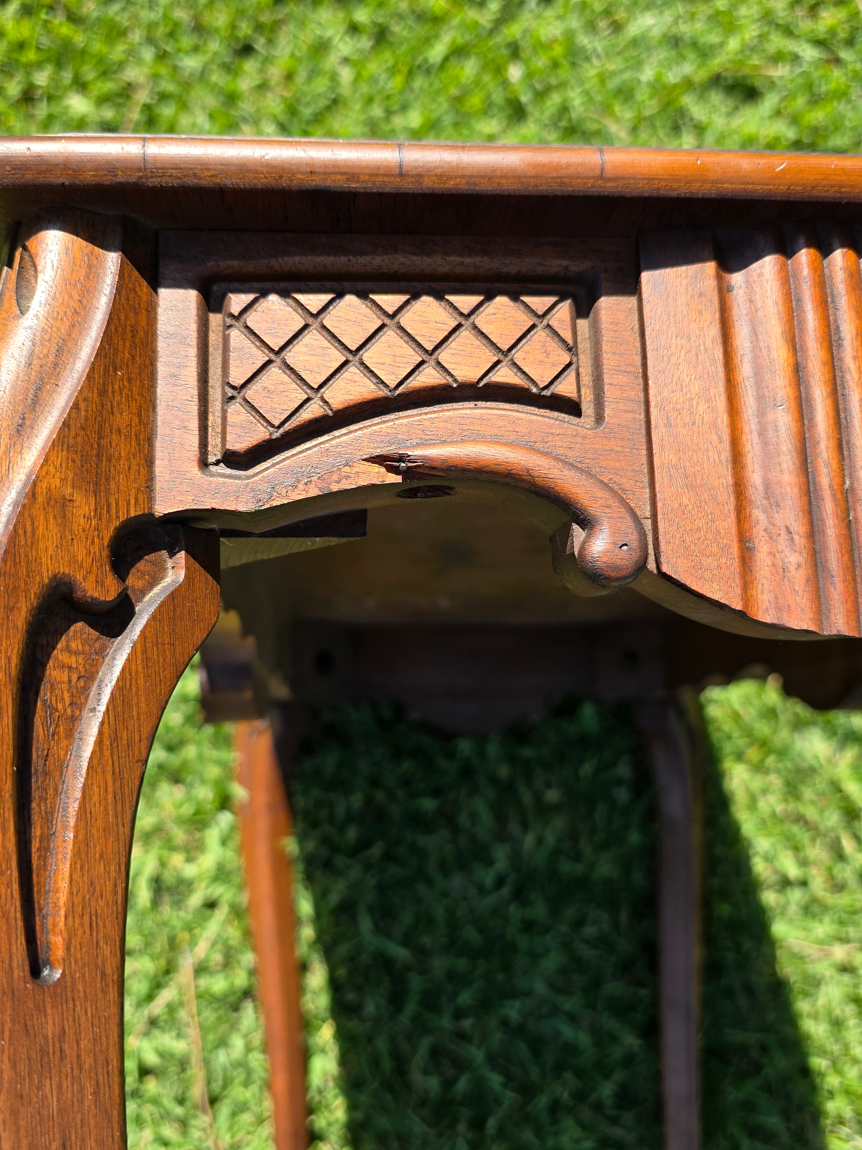 Vintage French Queen Anne Console Table Wood Accent Inlay Cabriole Leg 26" Small