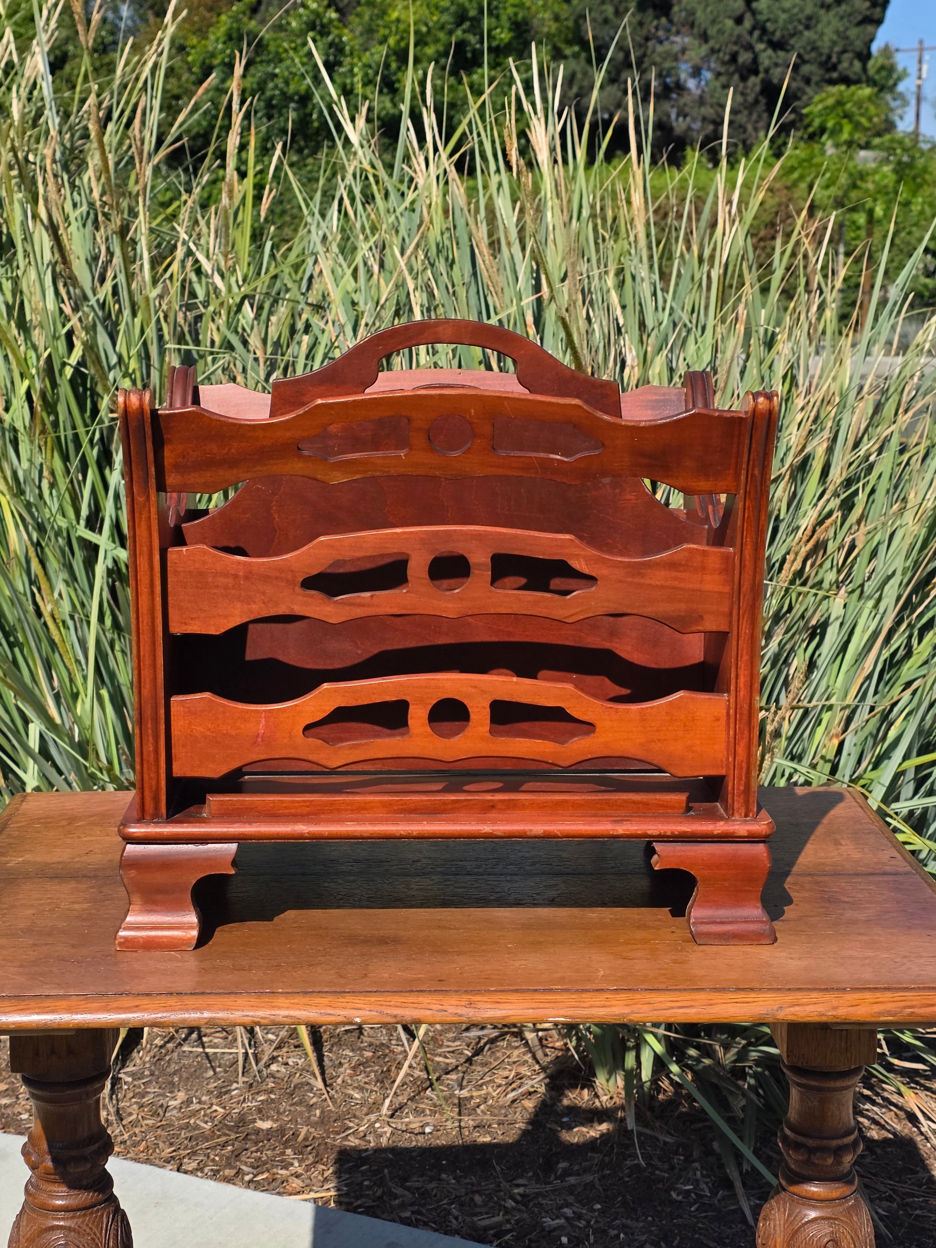 Vintage Butler Wood Magazine Rack Style 734 Mid Century Newspaper Holder Caddy (Damage)