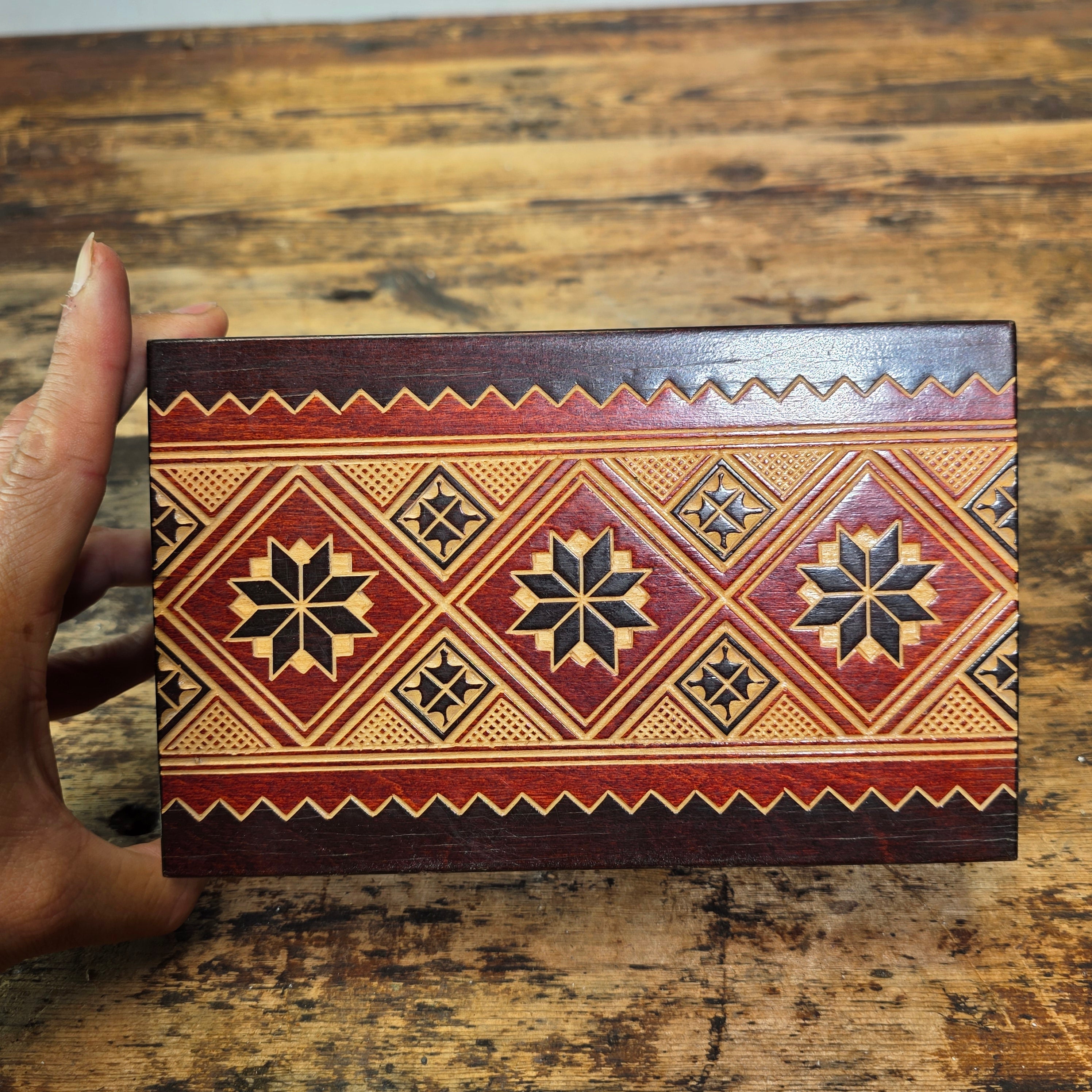 Vintage Wood Jewelry Box Chip Carved Keepsake Trinket Inlay Geometric Folk Art
