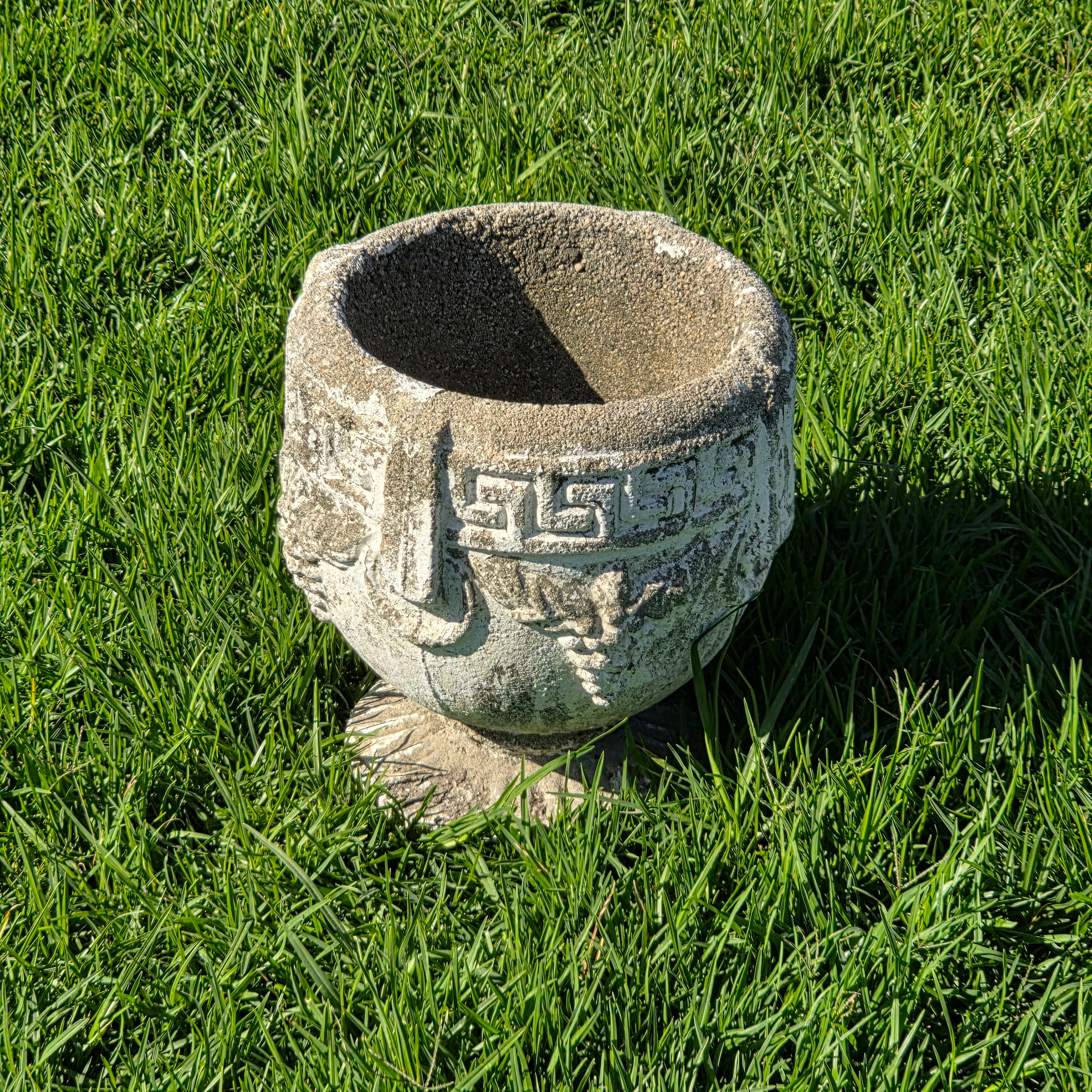 Vintage Concrete Garden Planter Greek Key Grape Urn Cast Stone Heavy Pot 22 lbs