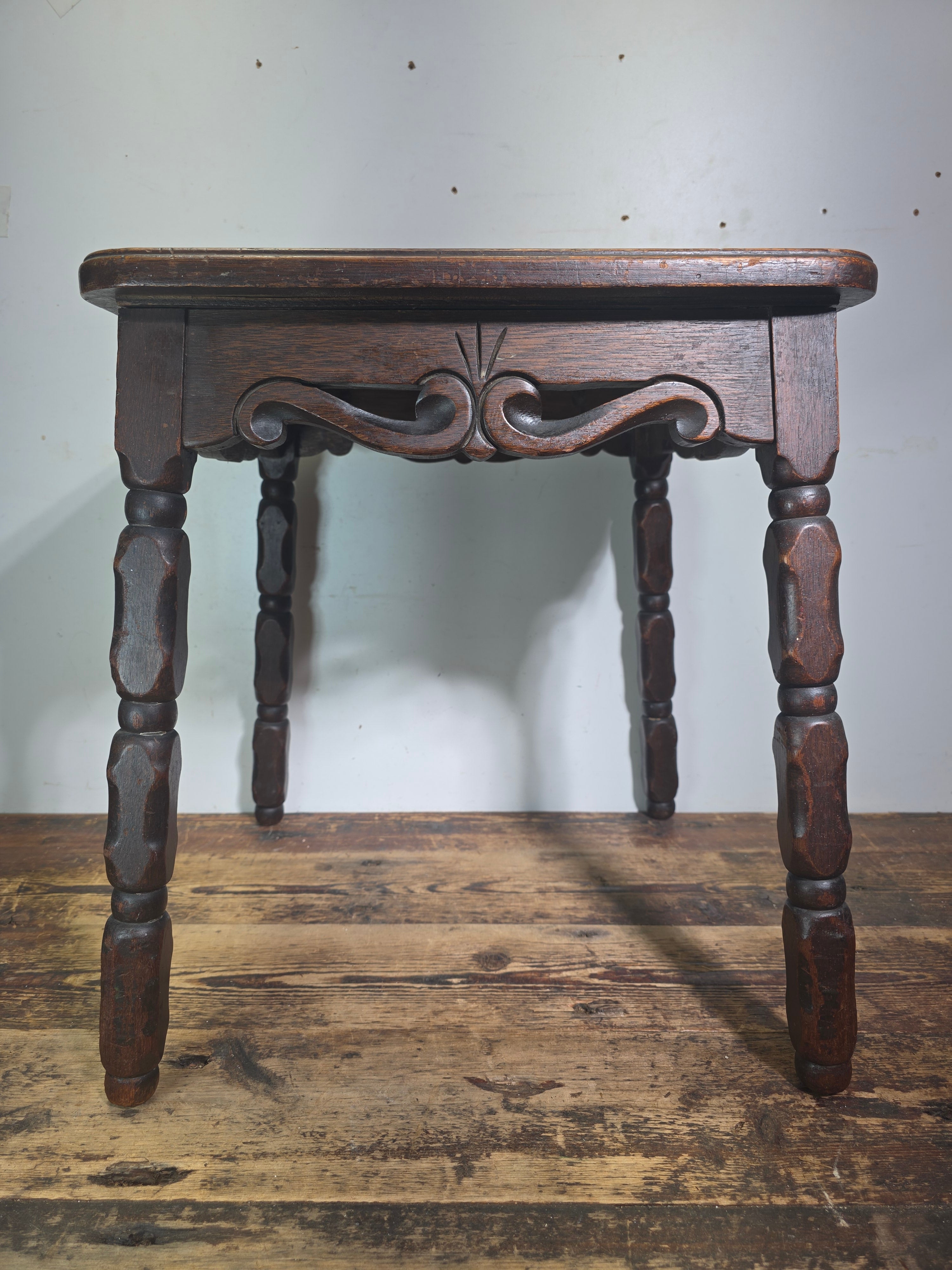 Vintage 1930s Tudor Tile Occasional Table Wood Side Nightstand Whittier CA