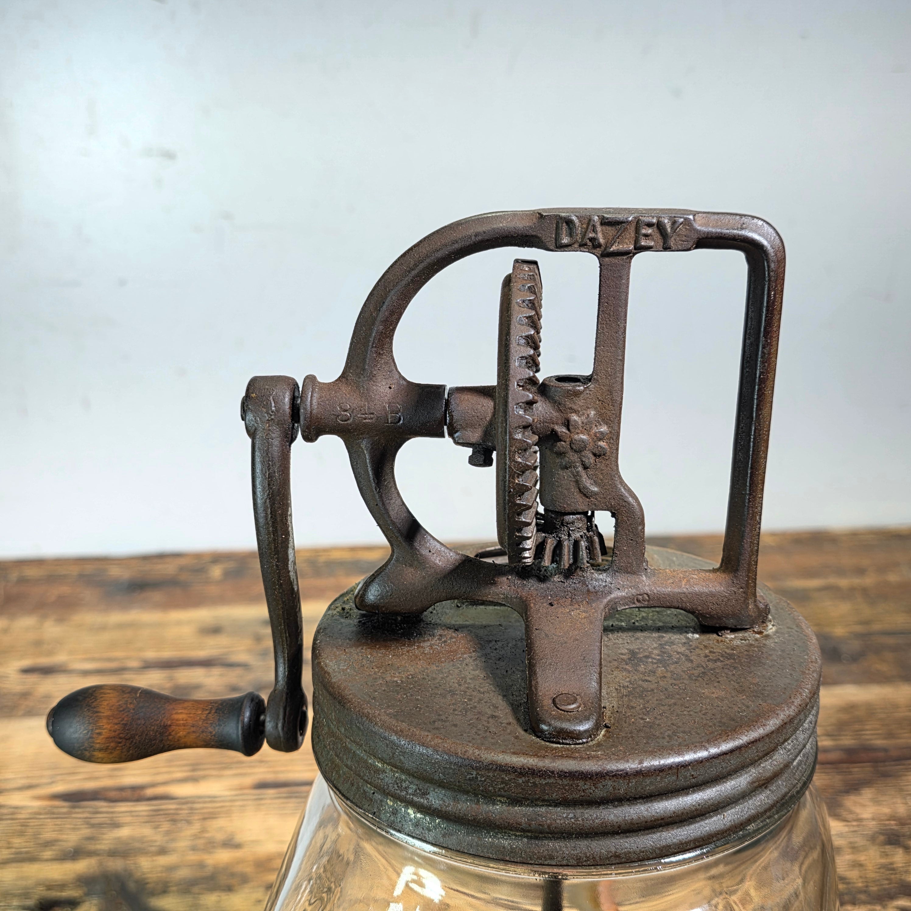 Vintage 1930s Dazey Churn Model B Cast Iron Top Sunbeam Mixmaster Glass Jar Rare