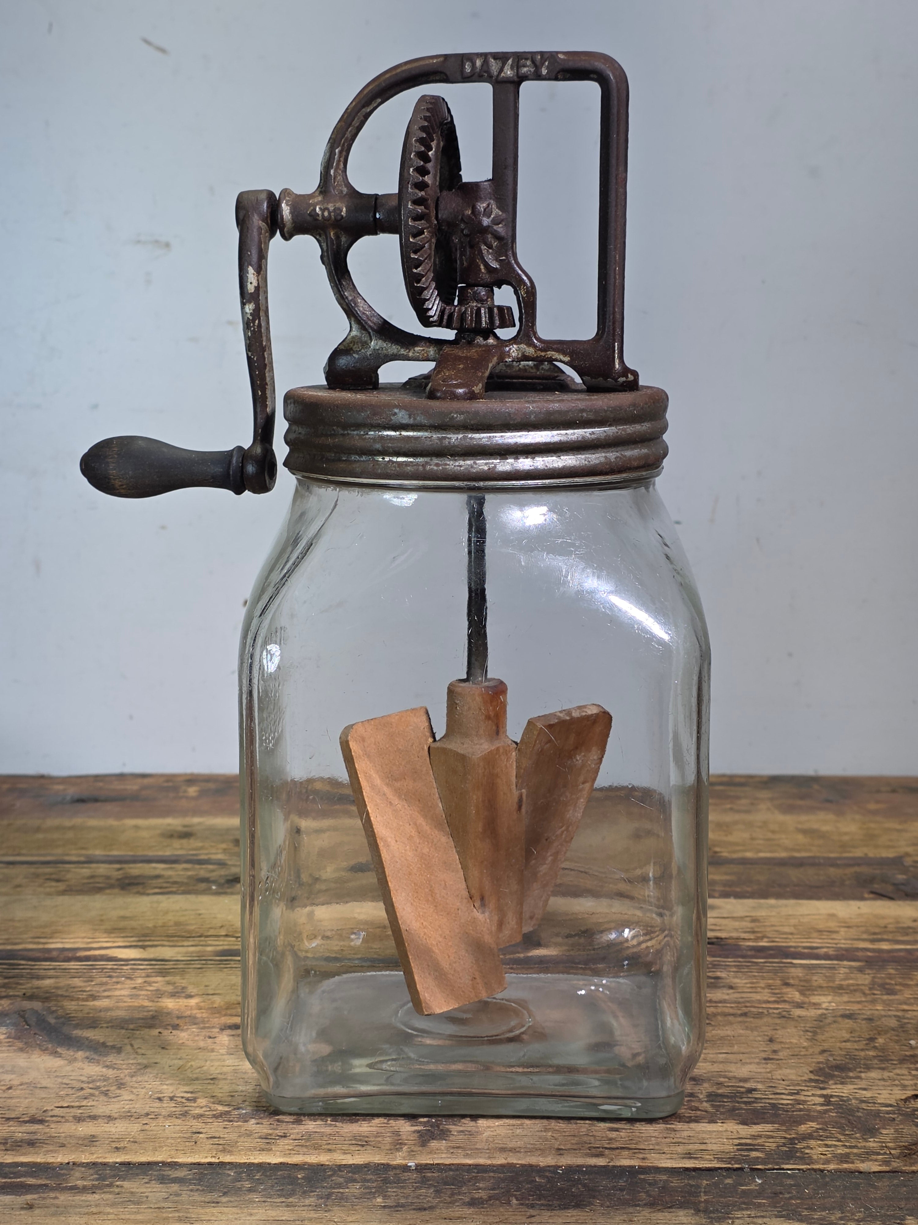 Antique Dazey Butter Churn No 40 Glass Jar 40B Cast Iron Hand Crank Patented 1922