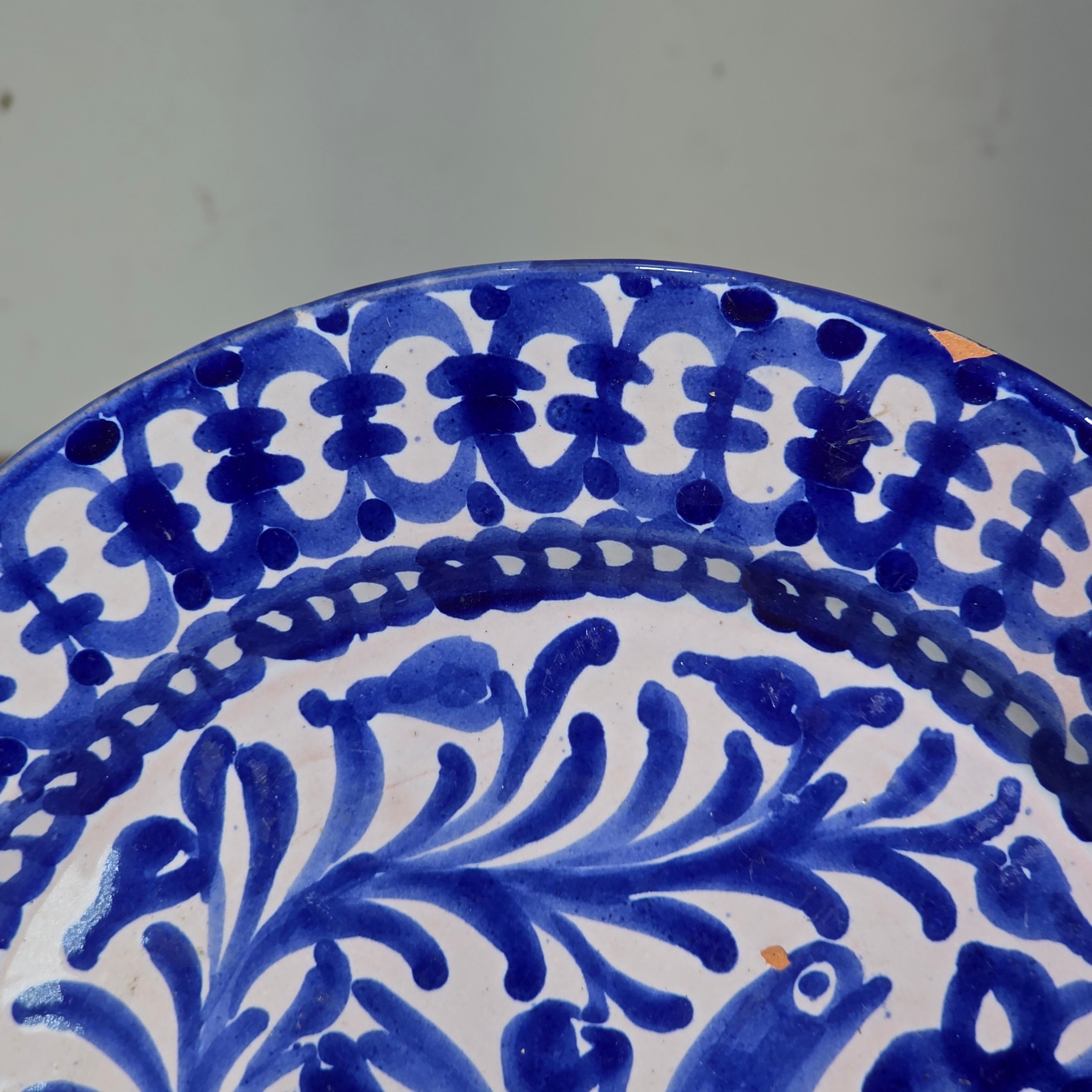 Vintage Fajalauza Granada Spanish Pottery Plate Blue White Bird MMM Morales 9"