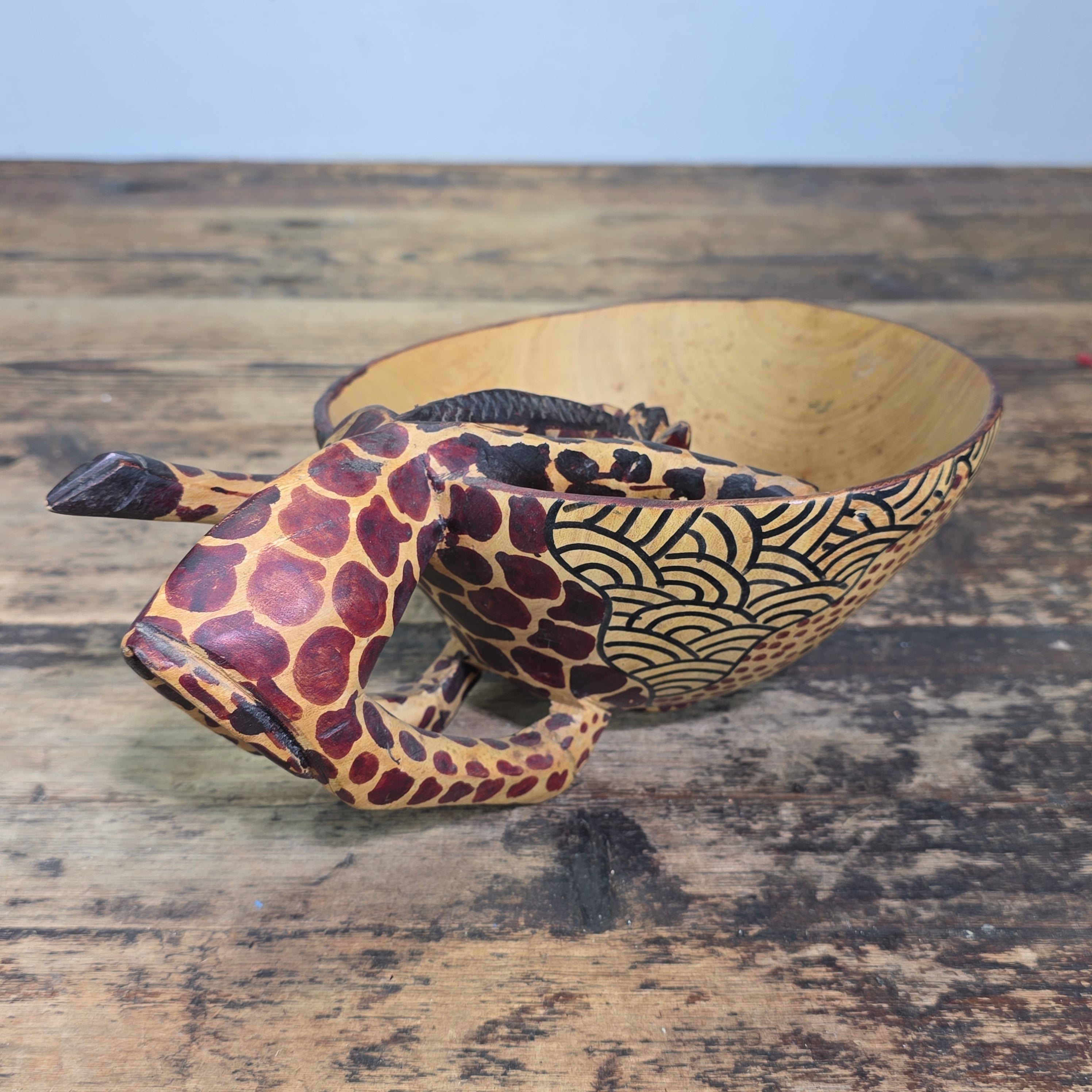 Vintage Hand Carved Wooden Giraffe Bowl African Folk Art Wood Animal Scuplture