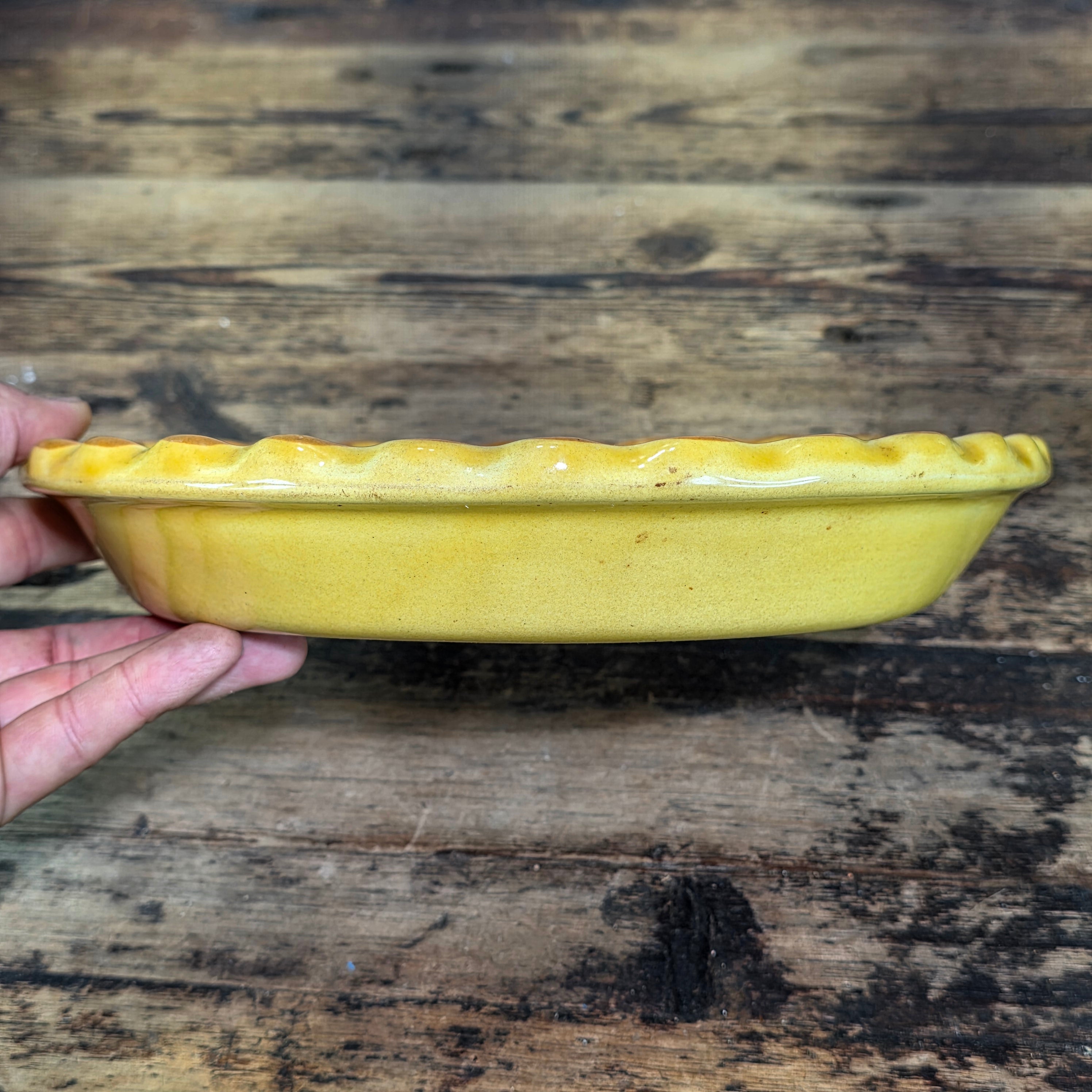 Vintage 1971 Los Angeles Potteries Yellow Pie Dish Peach Fruit Ceramic Pan 630
