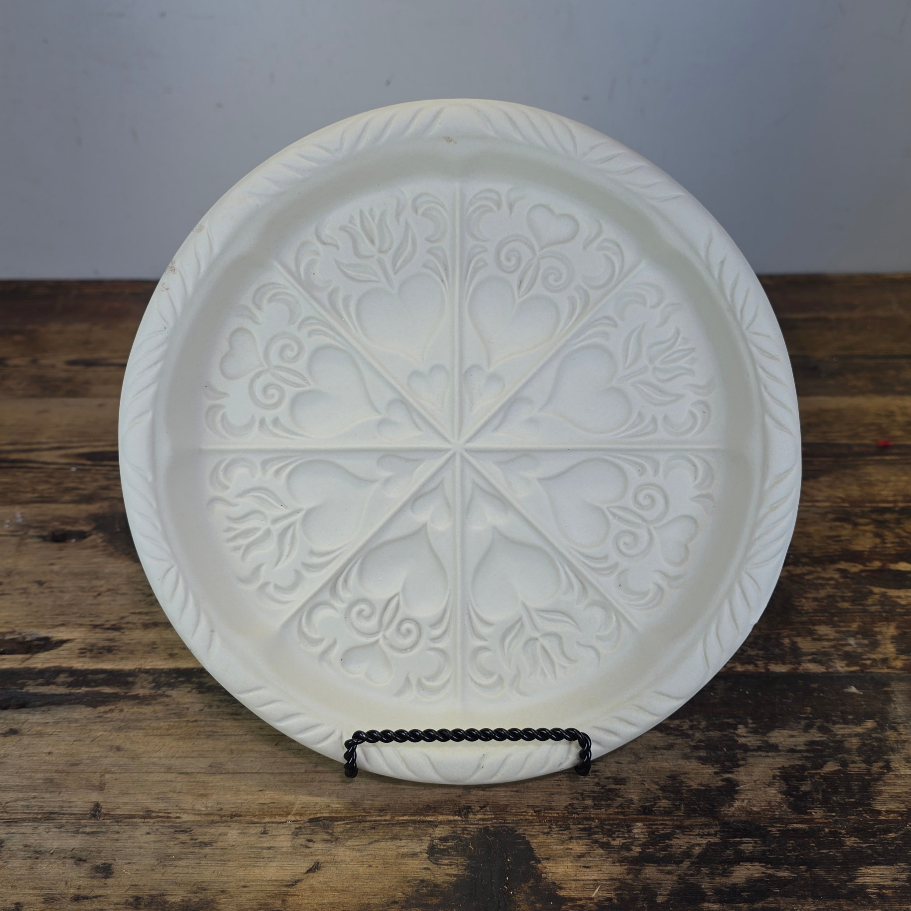 Vintage Hartstone Shortbread Mold Heart Floral Stoneware Baking Pan Pottery 10"