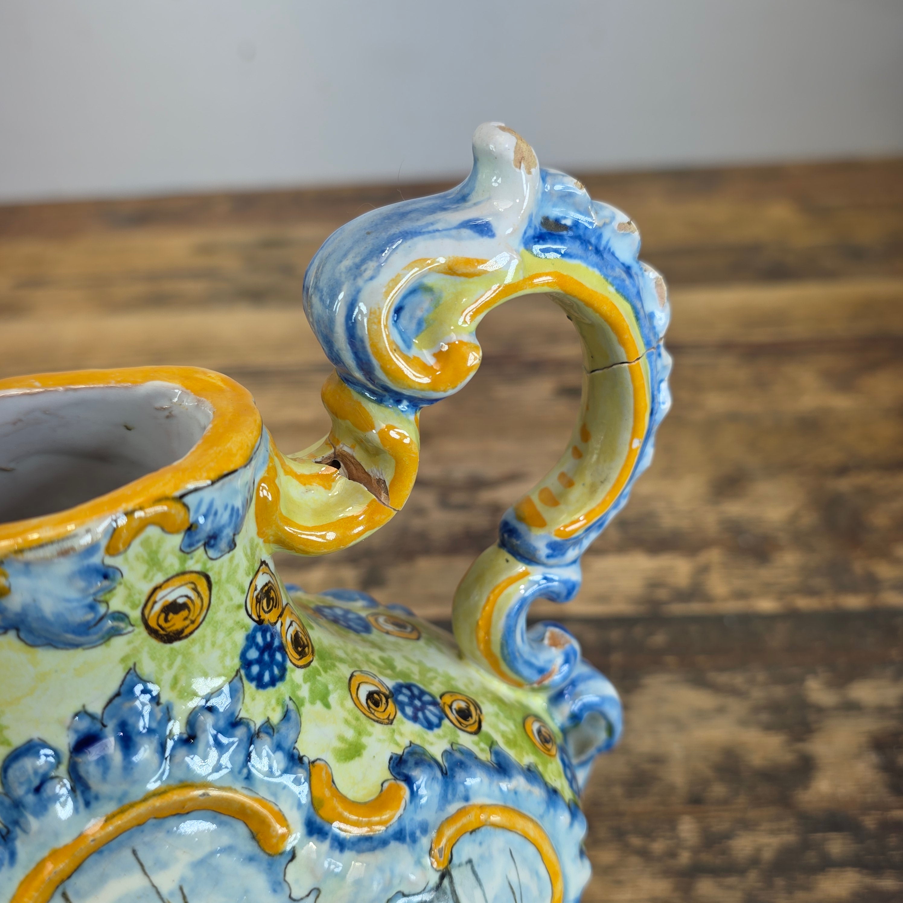 Vintage Italian Majolica Lidded Urn Vase Hand Painted Istoriato Pot Handle M (Damage)