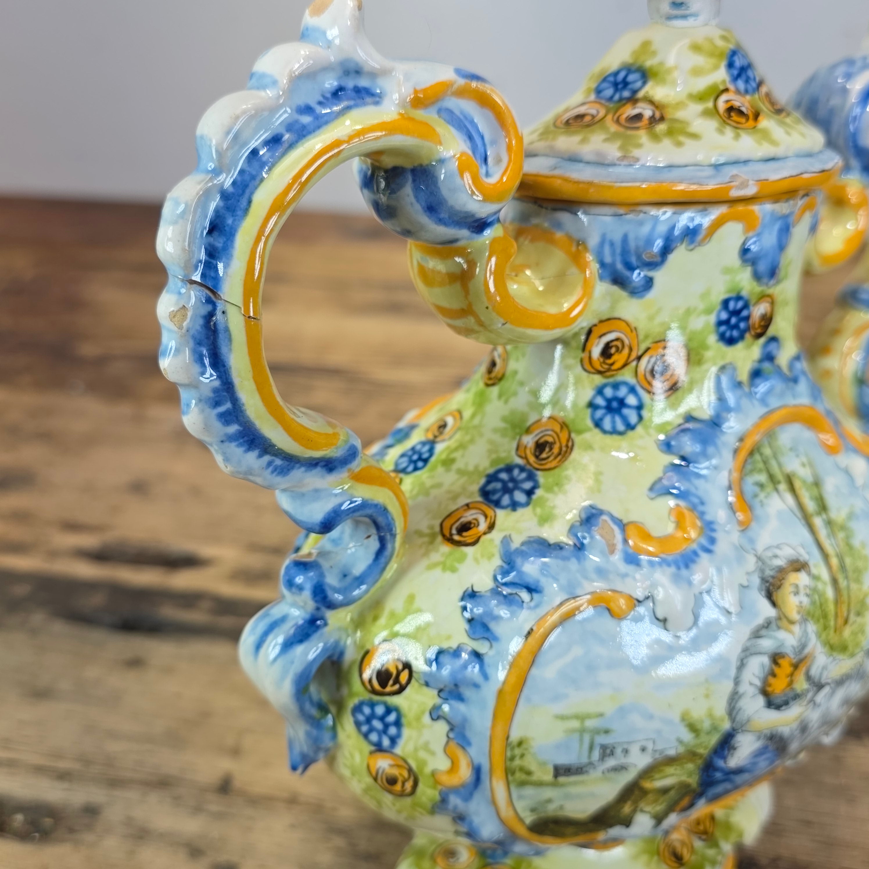 Vintage Italian Majolica Lidded Urn Vase Hand Painted Istoriato Pot Handle M (Damage)