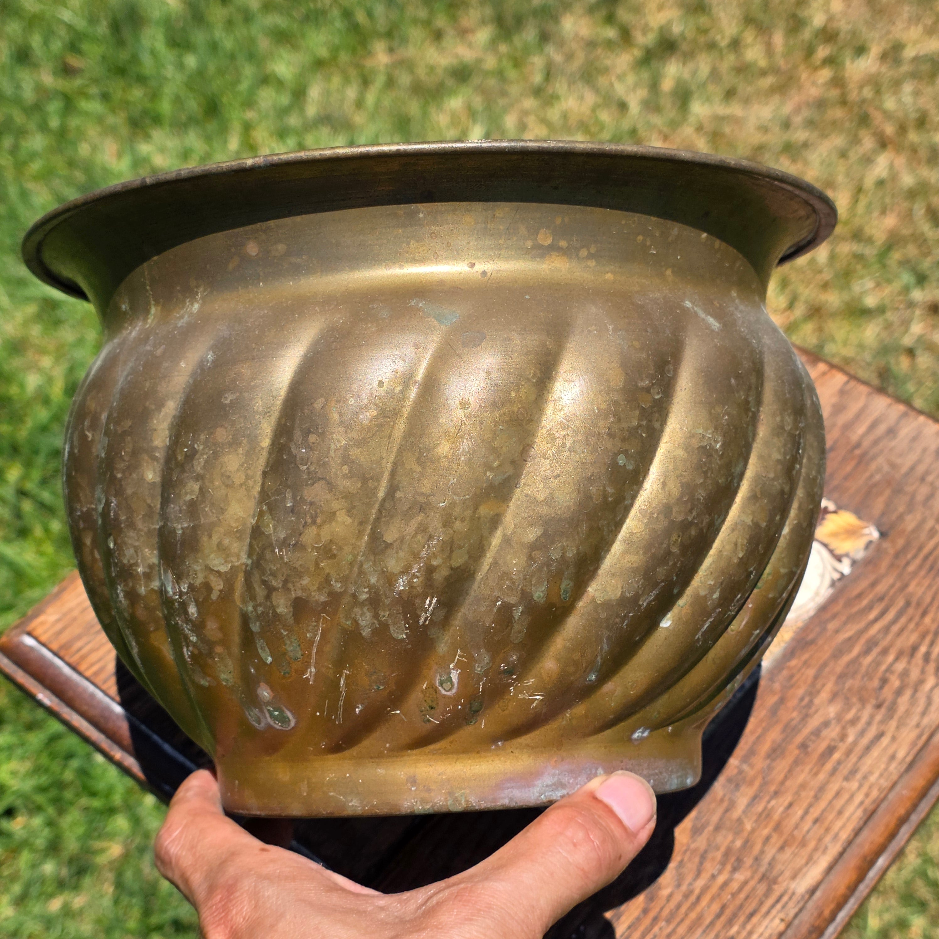 Vintage Brass Planter Pot Swirl Fluted Jardiniere Verdigris Patina 9" Boho