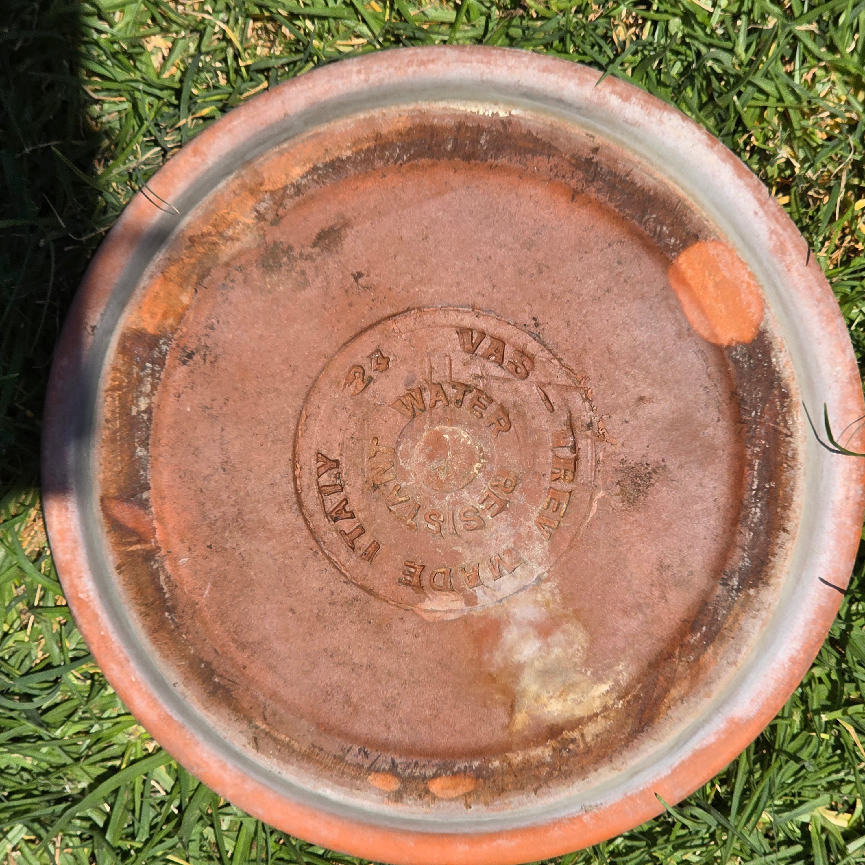 Share Vintage Italian Terracotta Planter Pot Saucer Large EV31 Rustic Shabby Chic