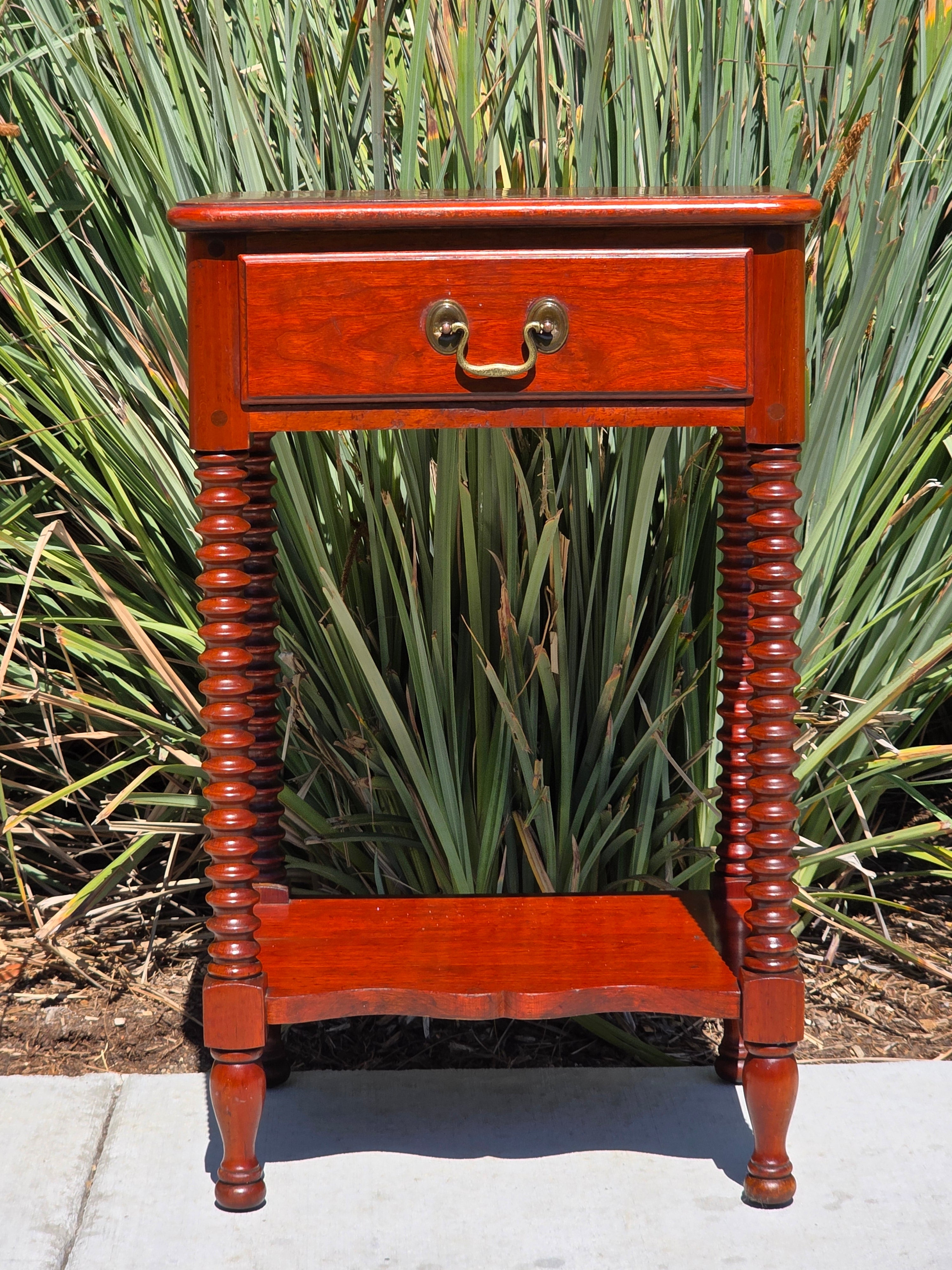 Vintage Pennsylvania House Bobbin Leg Nightstand End Table Colonial Solid Wood