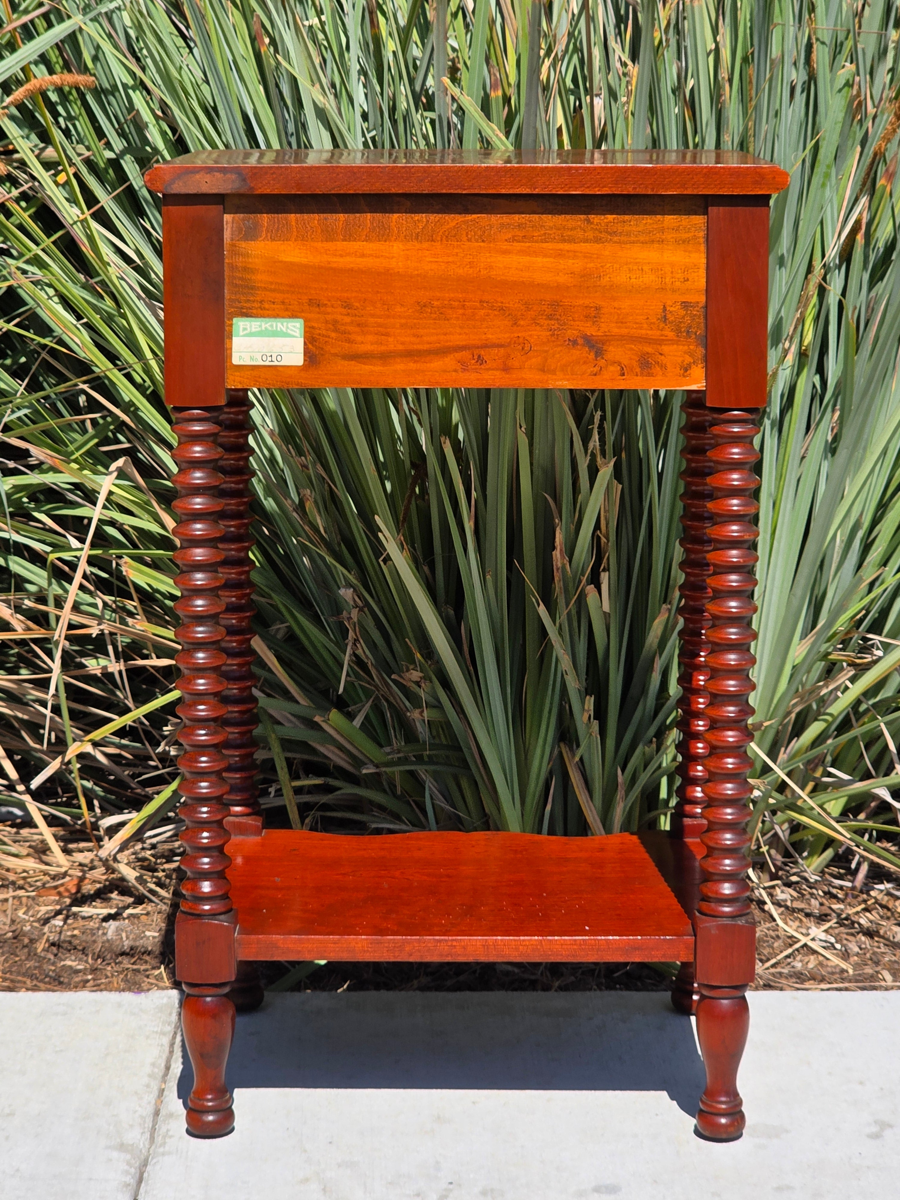 Vintage Pennsylvania House Bobbin Leg Nightstand End Table Colonial Solid Wood