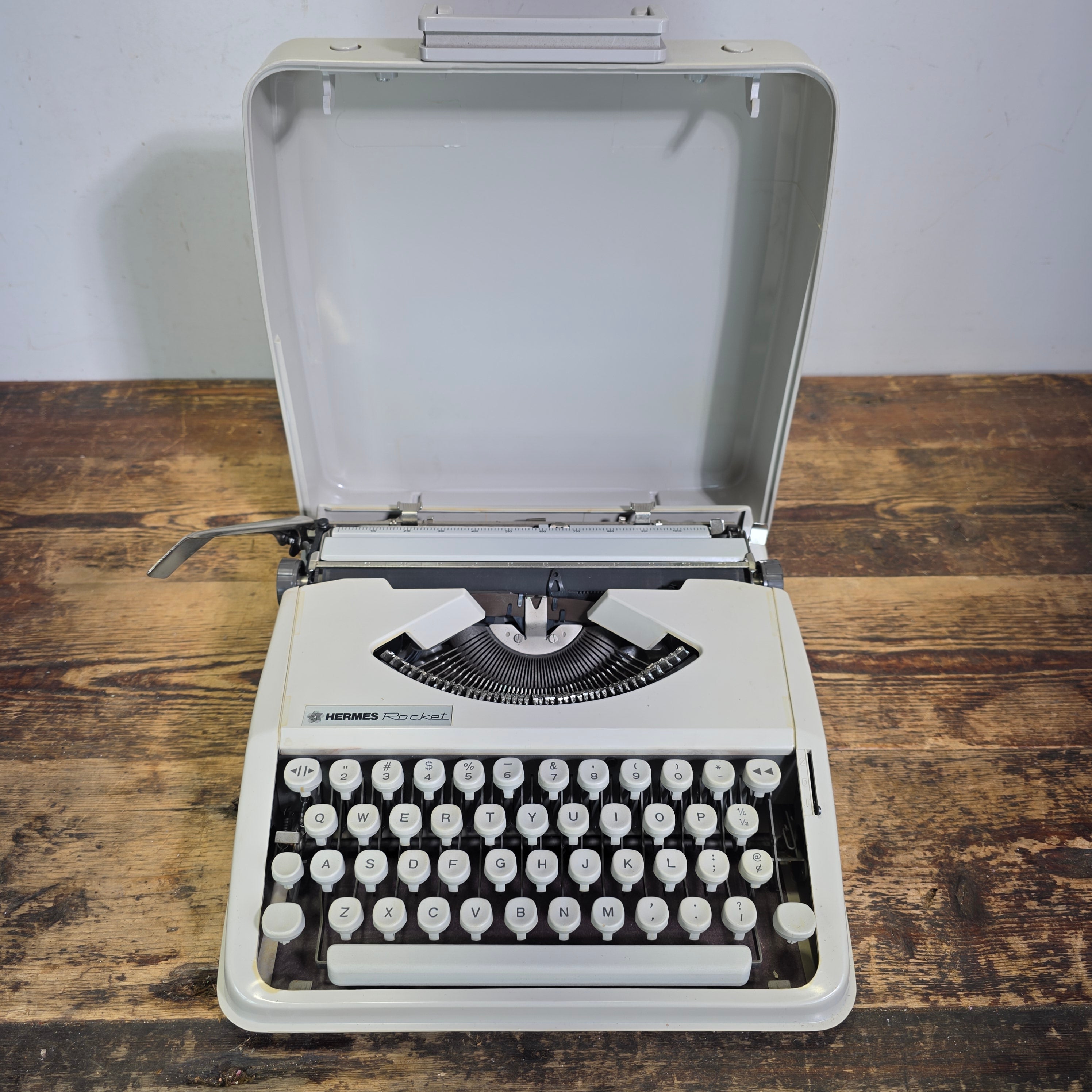 Vintage Hermes Rocket Cursive Script Portable Typewriter Grey Brazil 1980s Case