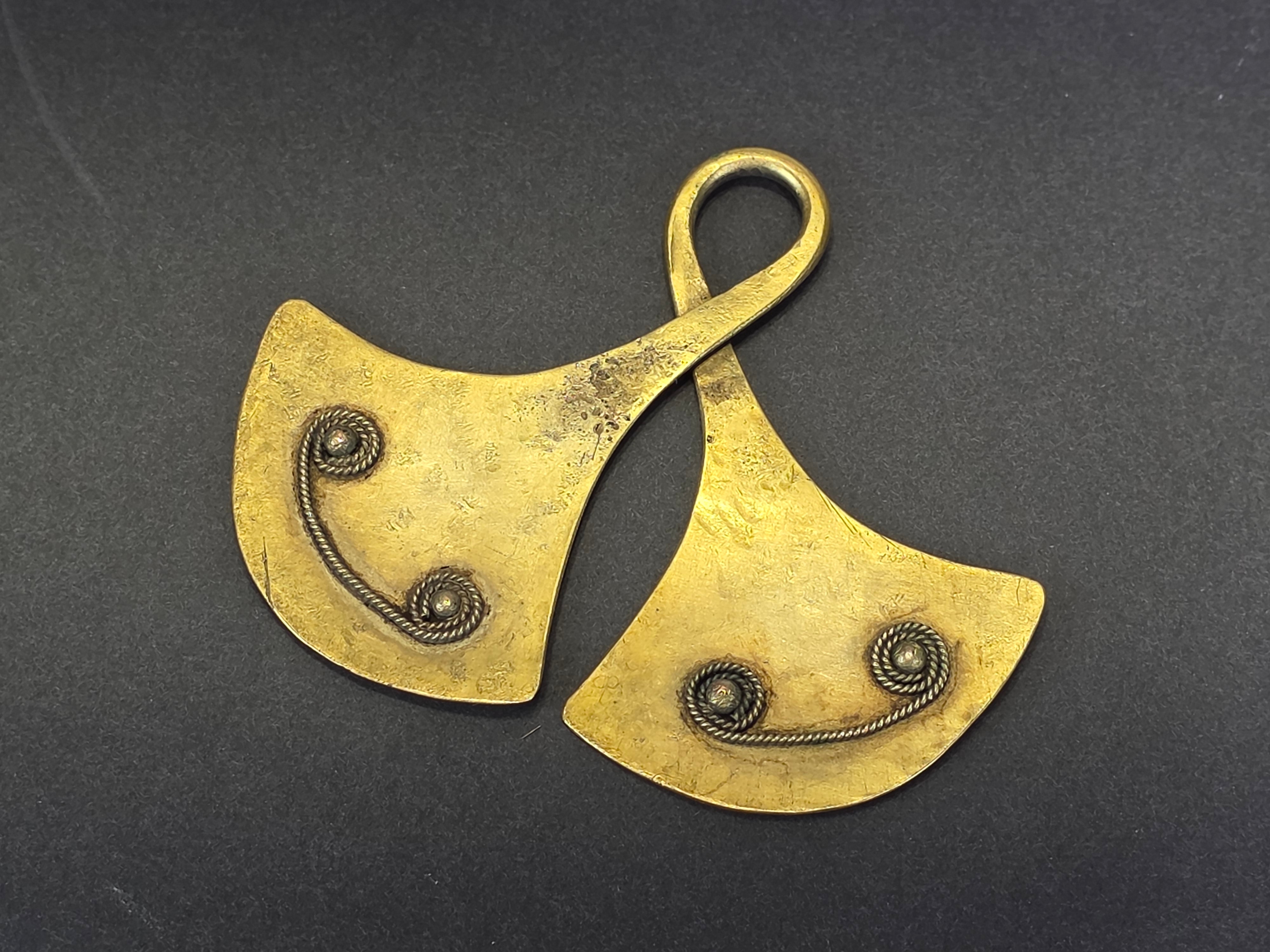 Vintage Indonesia Flores Island Ngada Taka Pendant Brass Bronze Tribal Art 3"