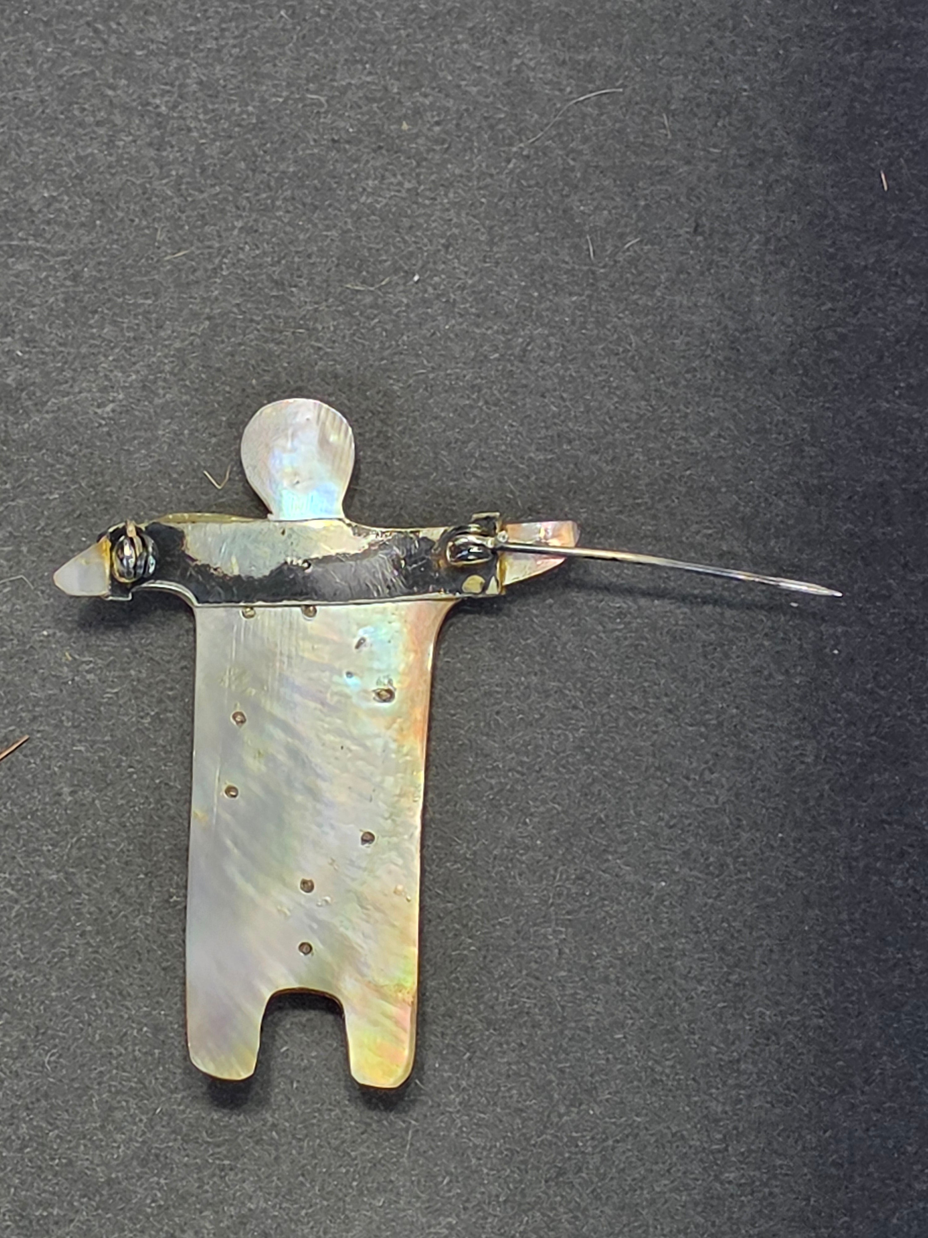 Vintage Zealandia Style 925 Sterling Silver Mother of Pearl Tribal Man Brooch