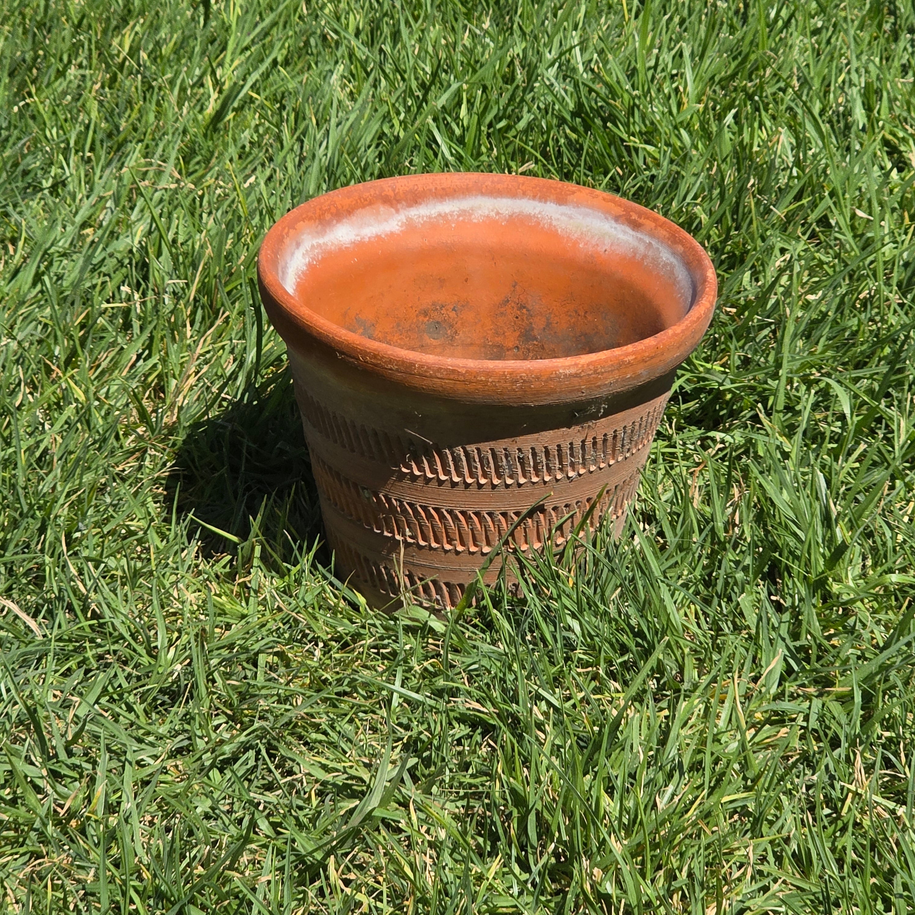 Vintage Oaxaca Style Mexican Terracotta Planter Hand Etched Clay Pot Folk Art 8.5"