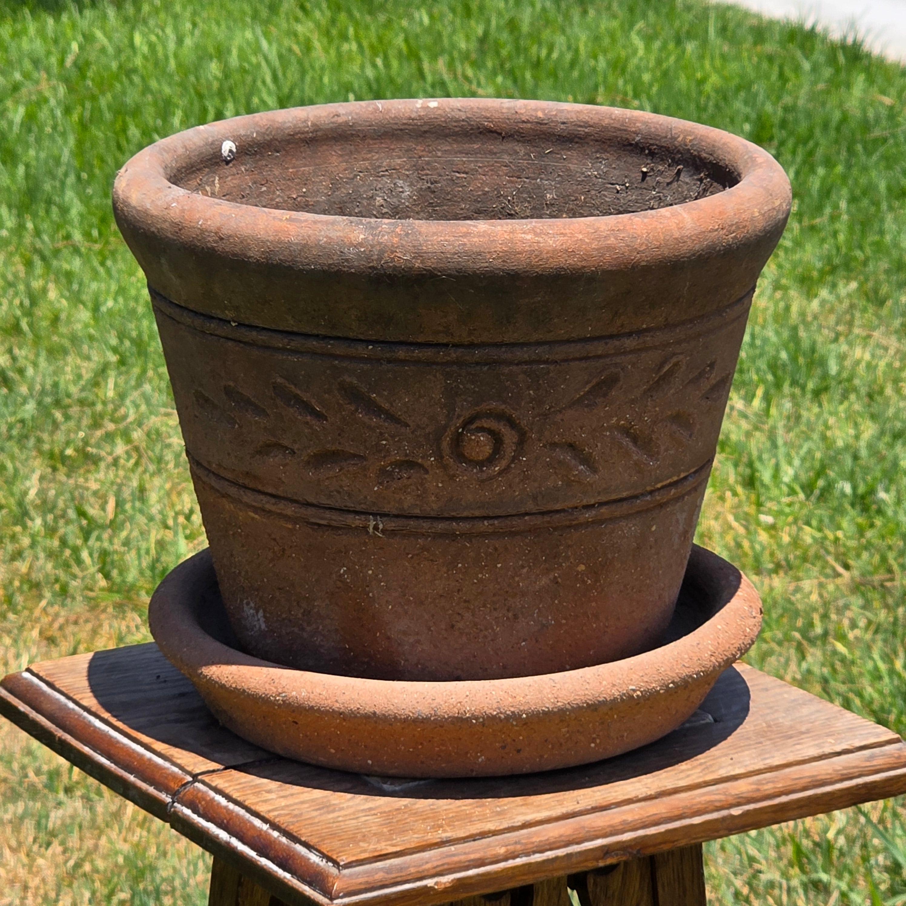 Vintage Mexican Terracotta Planter Pot w/ Saucer Embossed Leaf Southwestern 10"