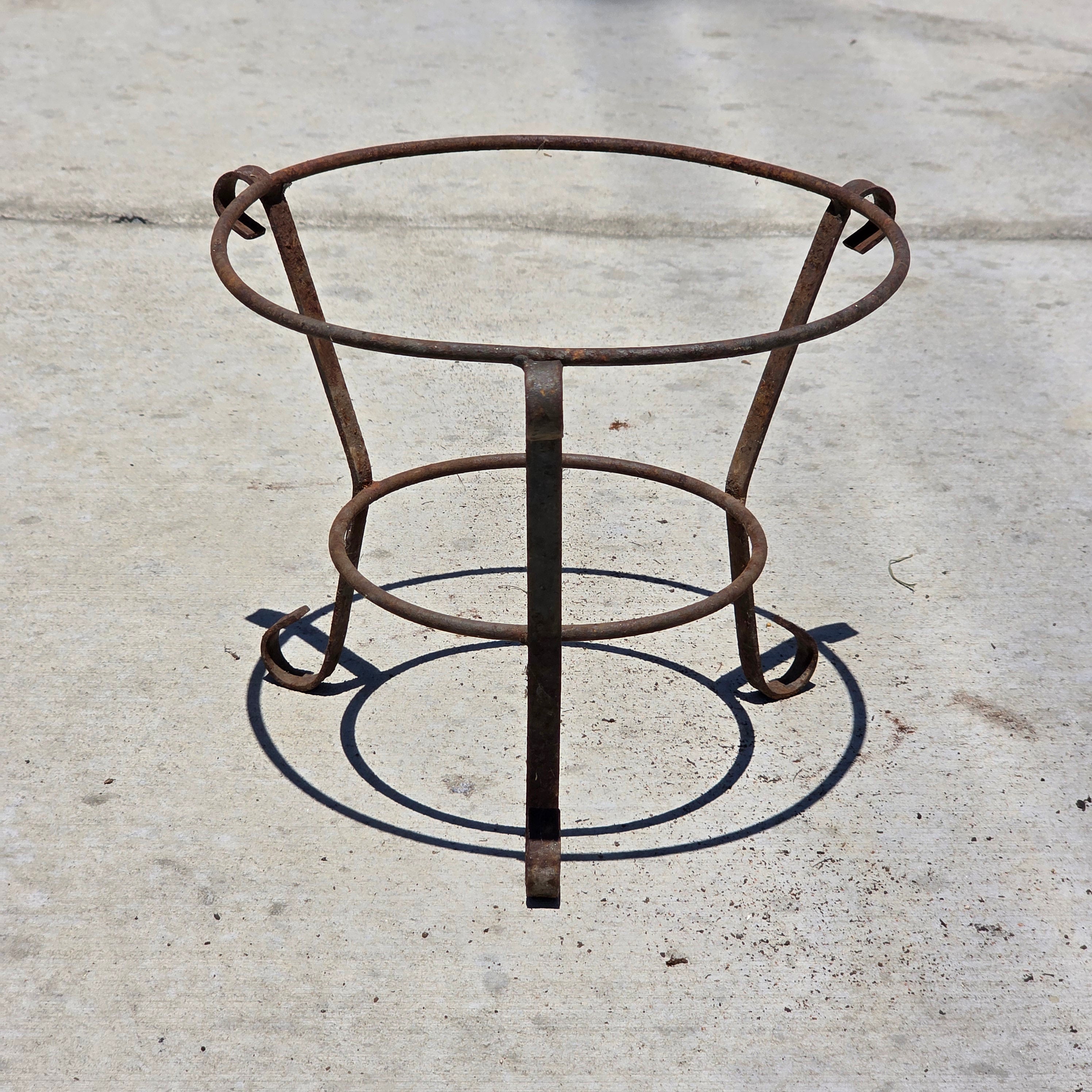 Vintage Wrought Iron Plant Stand Metal Pot Holder Rack Rustic Garden Patio 12"