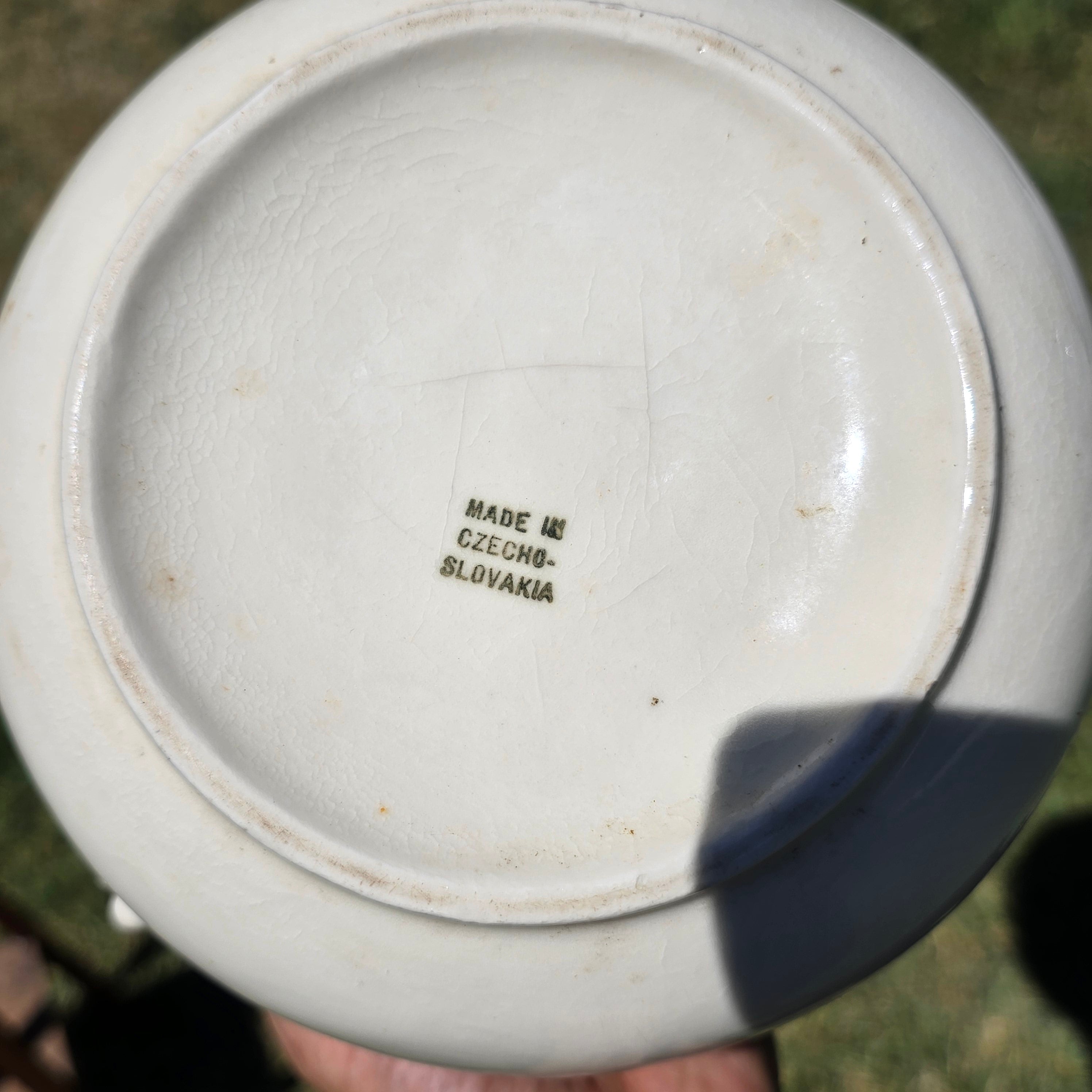 Vintage Czecho-Slovakia White Pottery Planter Cachepot Jardiniere Leaf Handles
