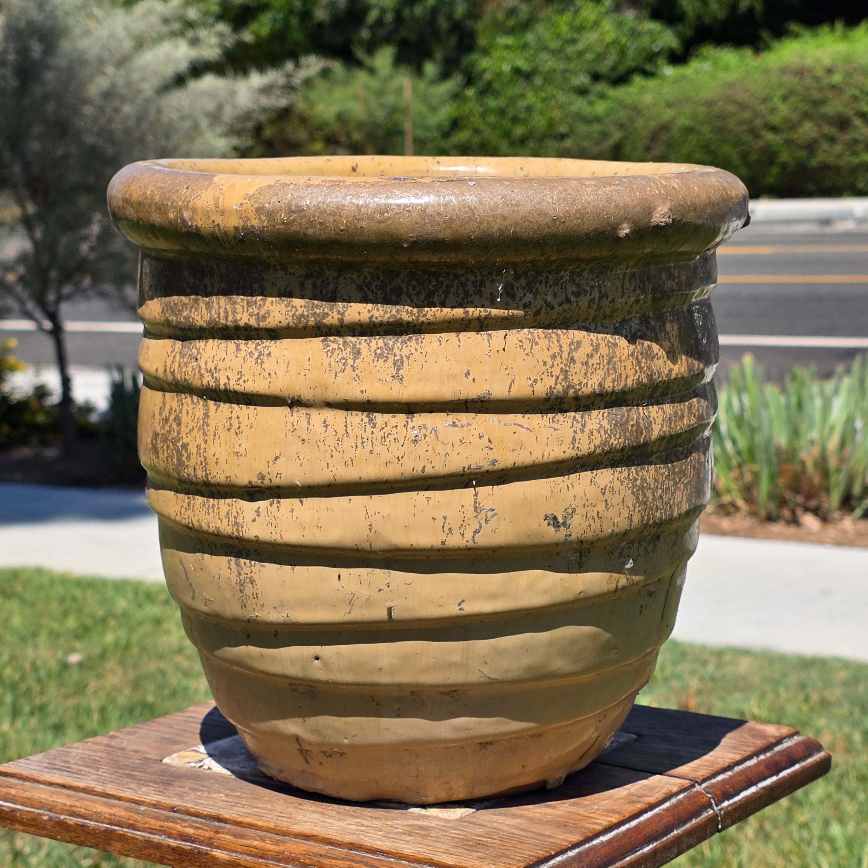 Honey Beige Ribbed Beehive Planter Pot Heavy Glazed Ceramic Farmhouse Garden Decor