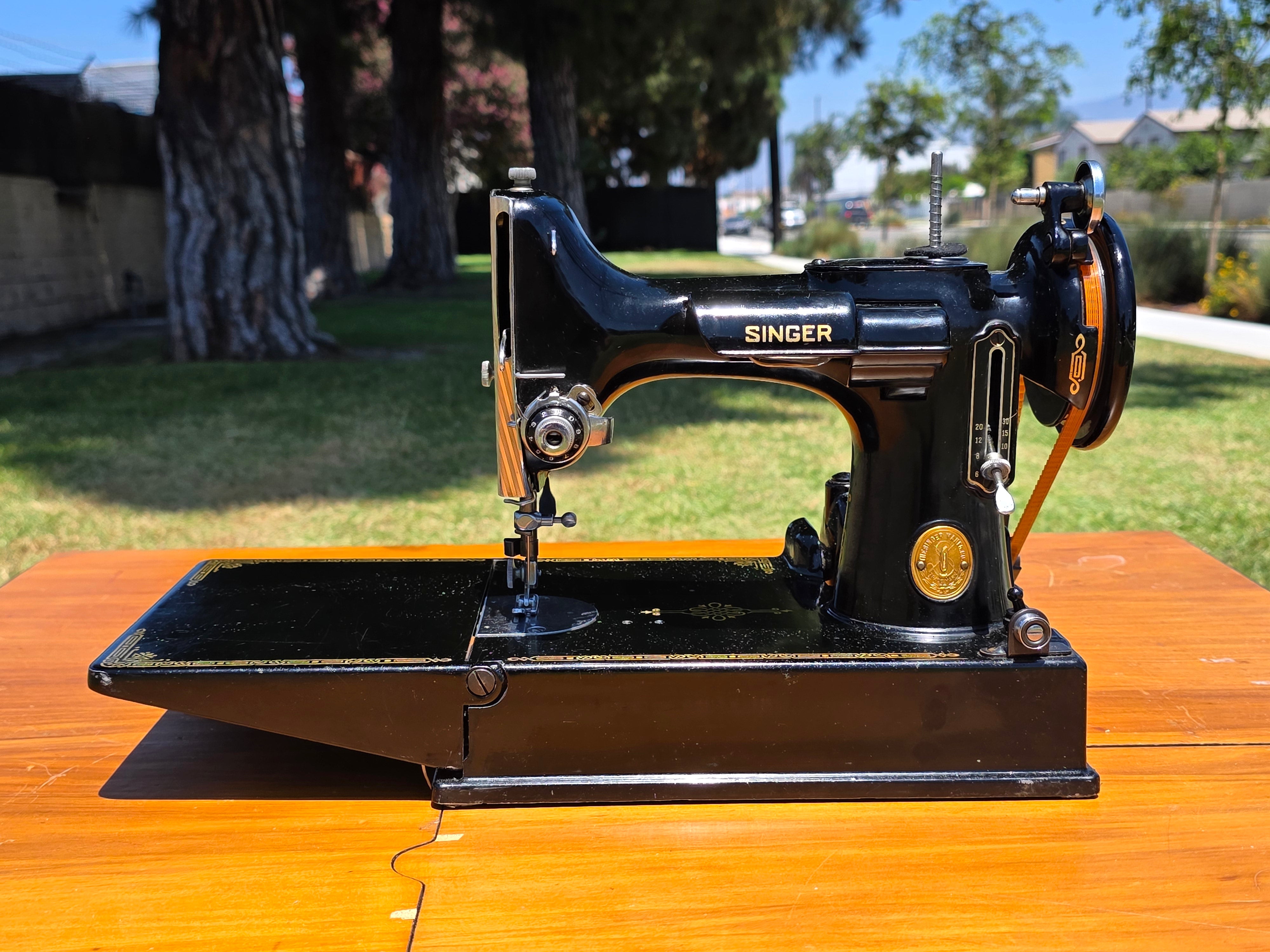 1948 Singer 221 Featherweight Sewing Machine Table Combo Set Case Box Black