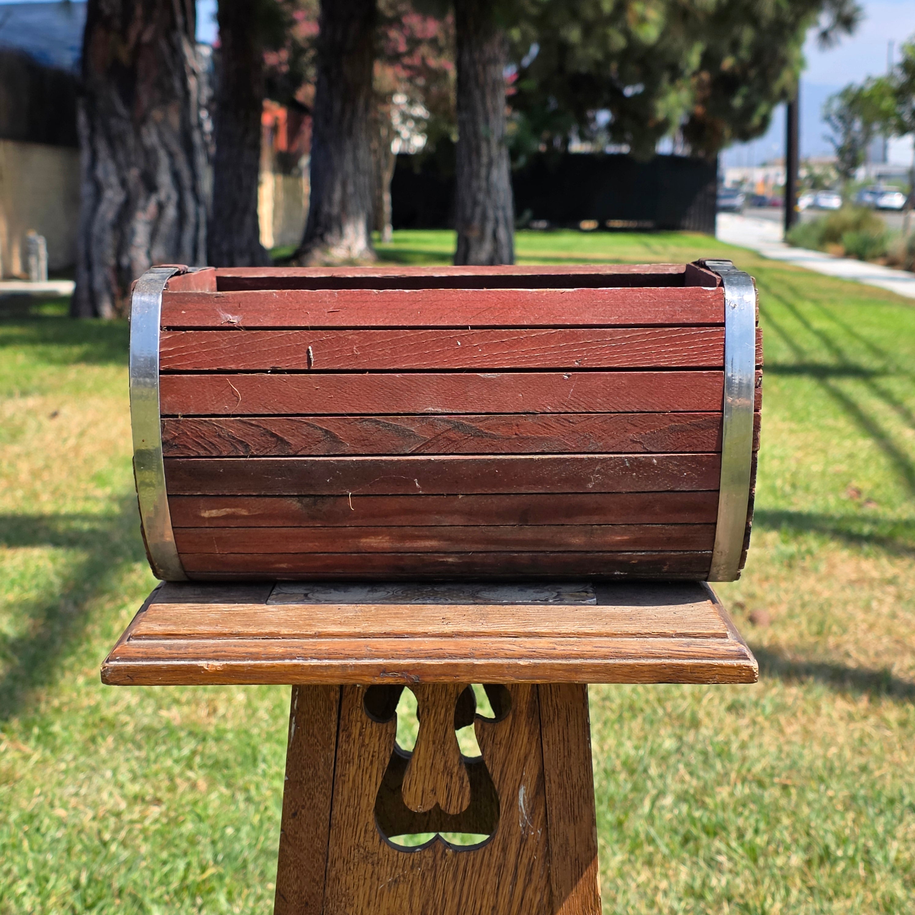 Vintage Half Barrel Planter Set 2 Wood Slat Rustic Garden Flower Pot Box Rusty