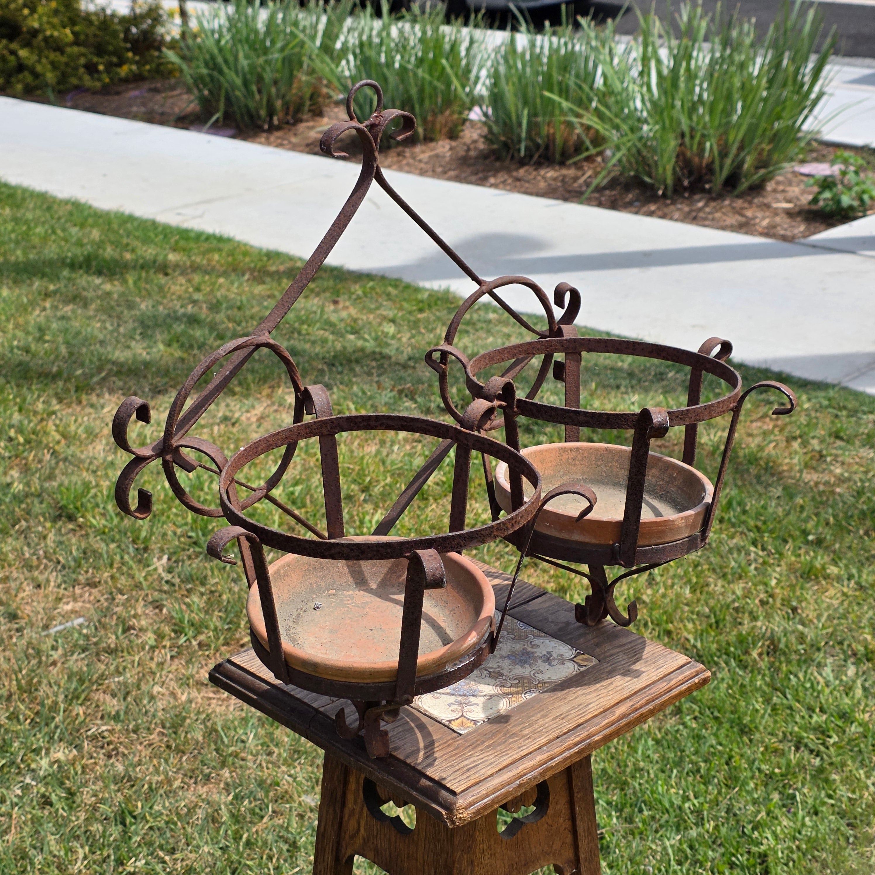 Vintage Wrought Iron Wall Planter Double Basket Sconce W Terracotta Saucers 7.5"