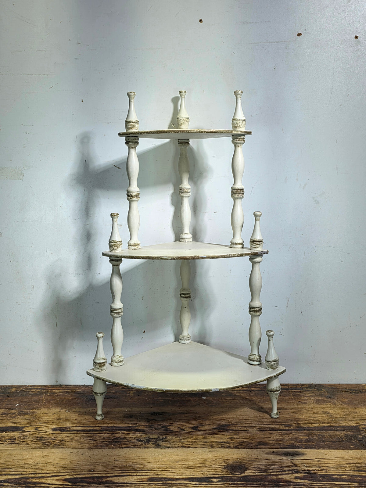Vintage 3 Tier Corner Shelf Wood Spindle Whatnot Stand White Shabby Chic Small