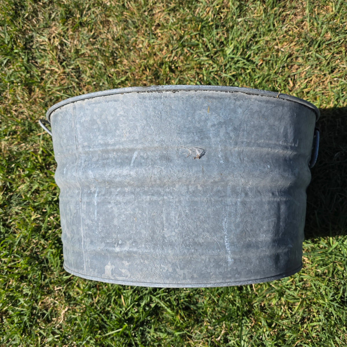 VTG Galvanized Wash Tub Round Metal Bucket 20" Farmhouse Planter Drink Cooler