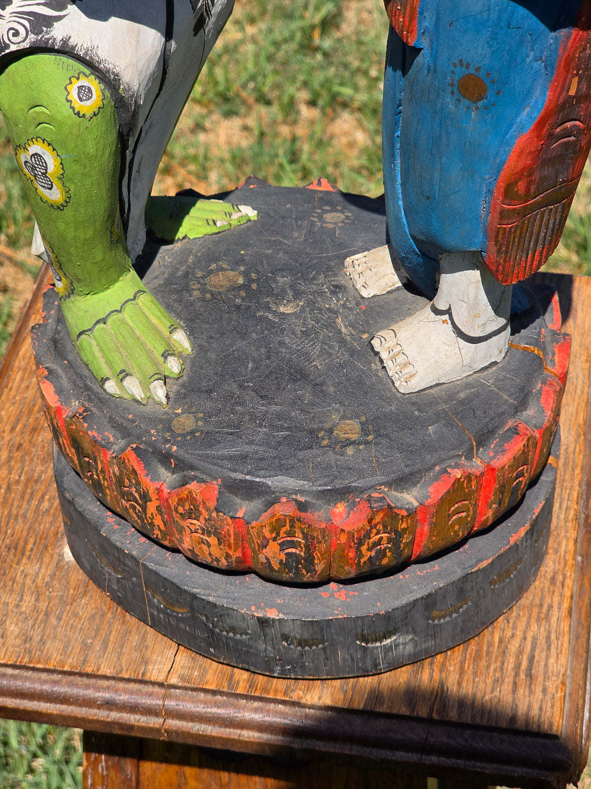 Vintage Balinese Wood Carving Frog Prince Mantri Godogan Princess Statue Folk Art