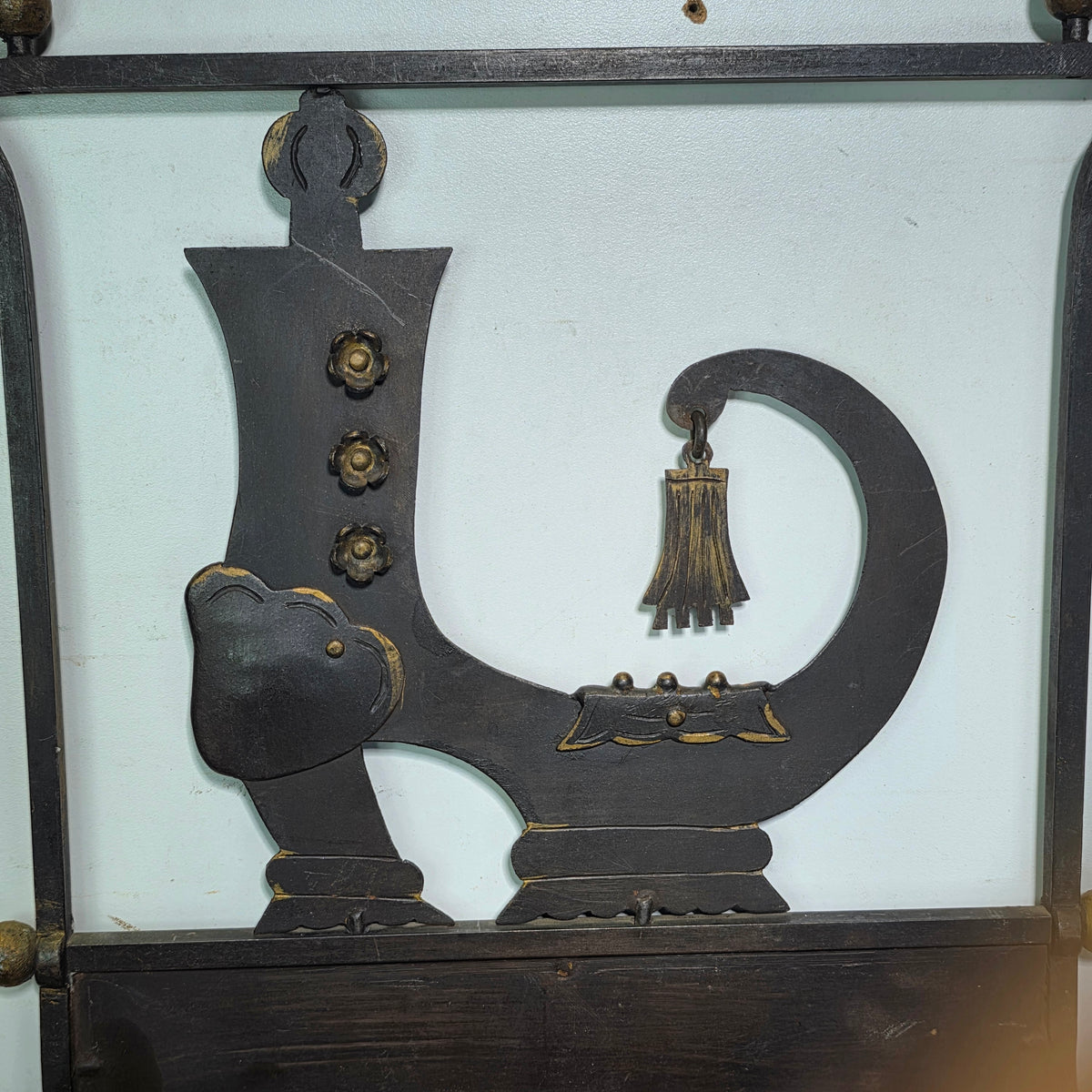 Mottahedeh Italy Vintage Tole Iron Trade Sign Antique Pub Folk Art Plaque 1047