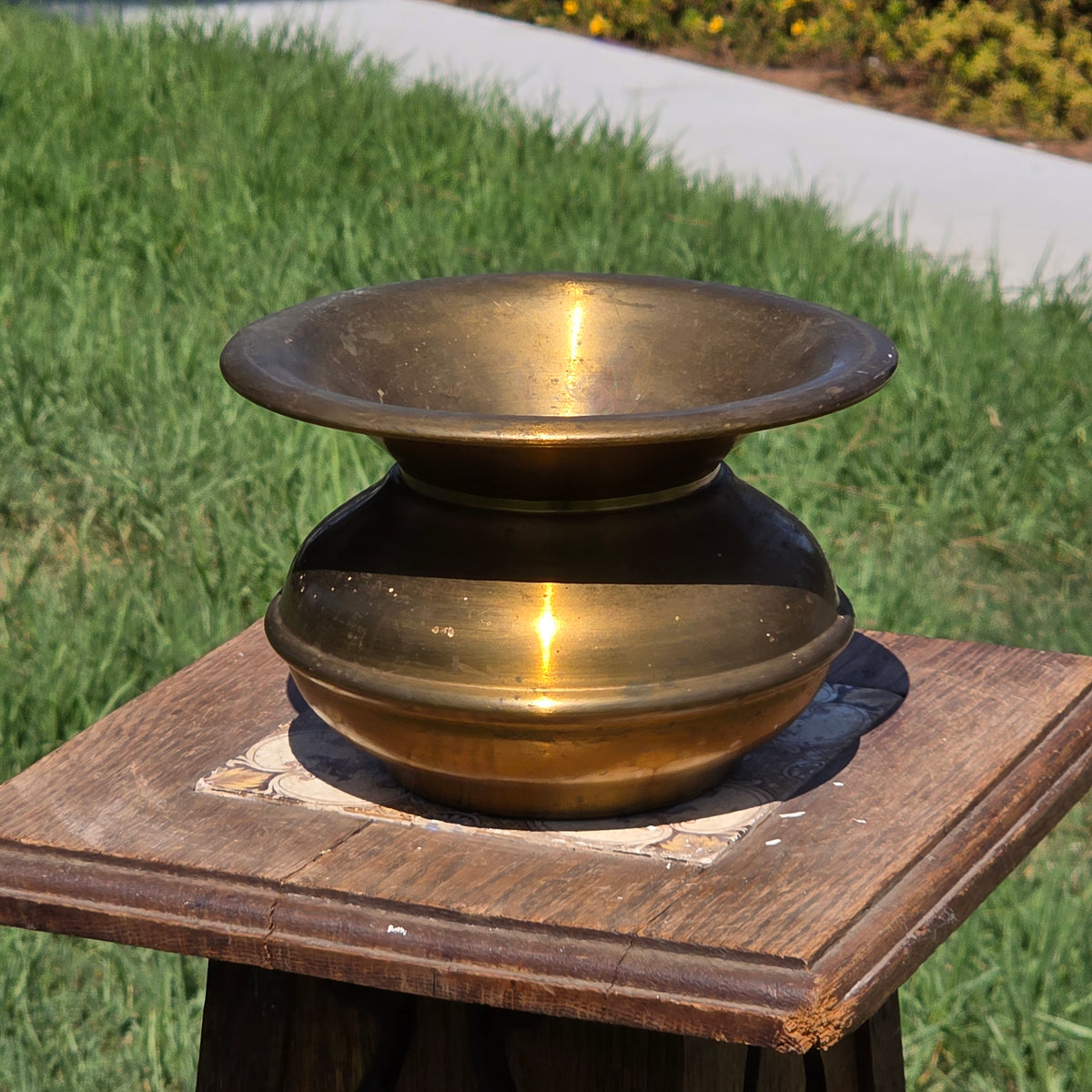 Vintage Brass Spittoon Cuspidor Kennedy Bros Vergennes Vermont Planter 7" Vase