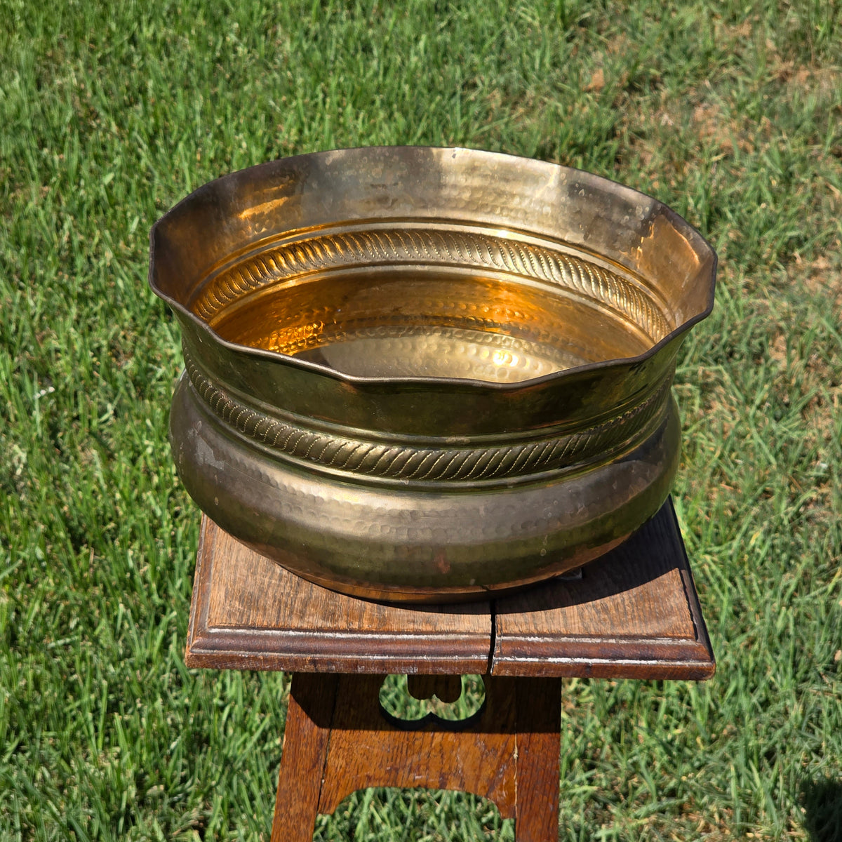 Vintage Solid Brass Planter Bowl 12" India Scalloped Rope Large Jardiniere Gold