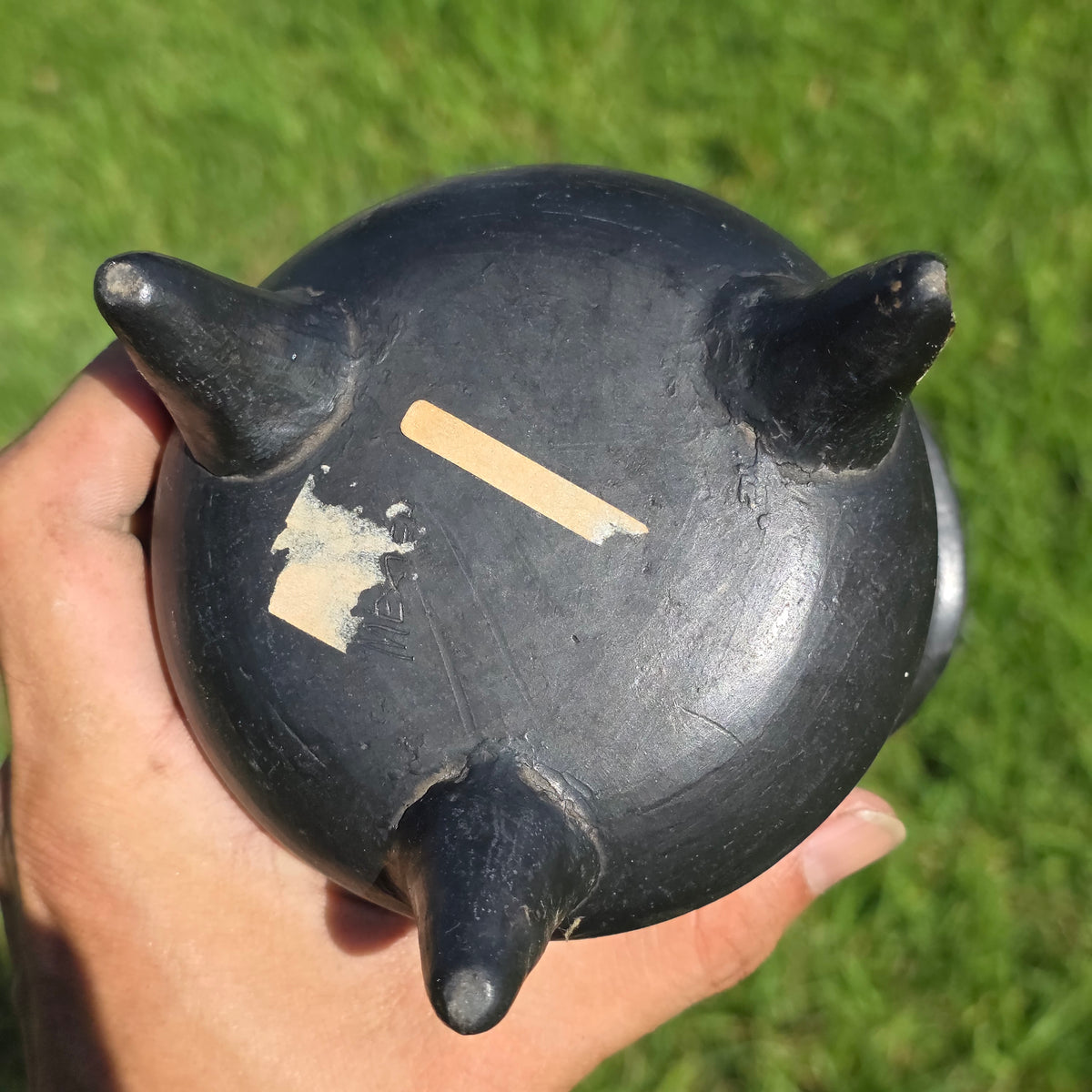 Vintage Mexican Barro Negro Black Clay Pottery Tripod Bowl Oaxaca Ruffled Footed