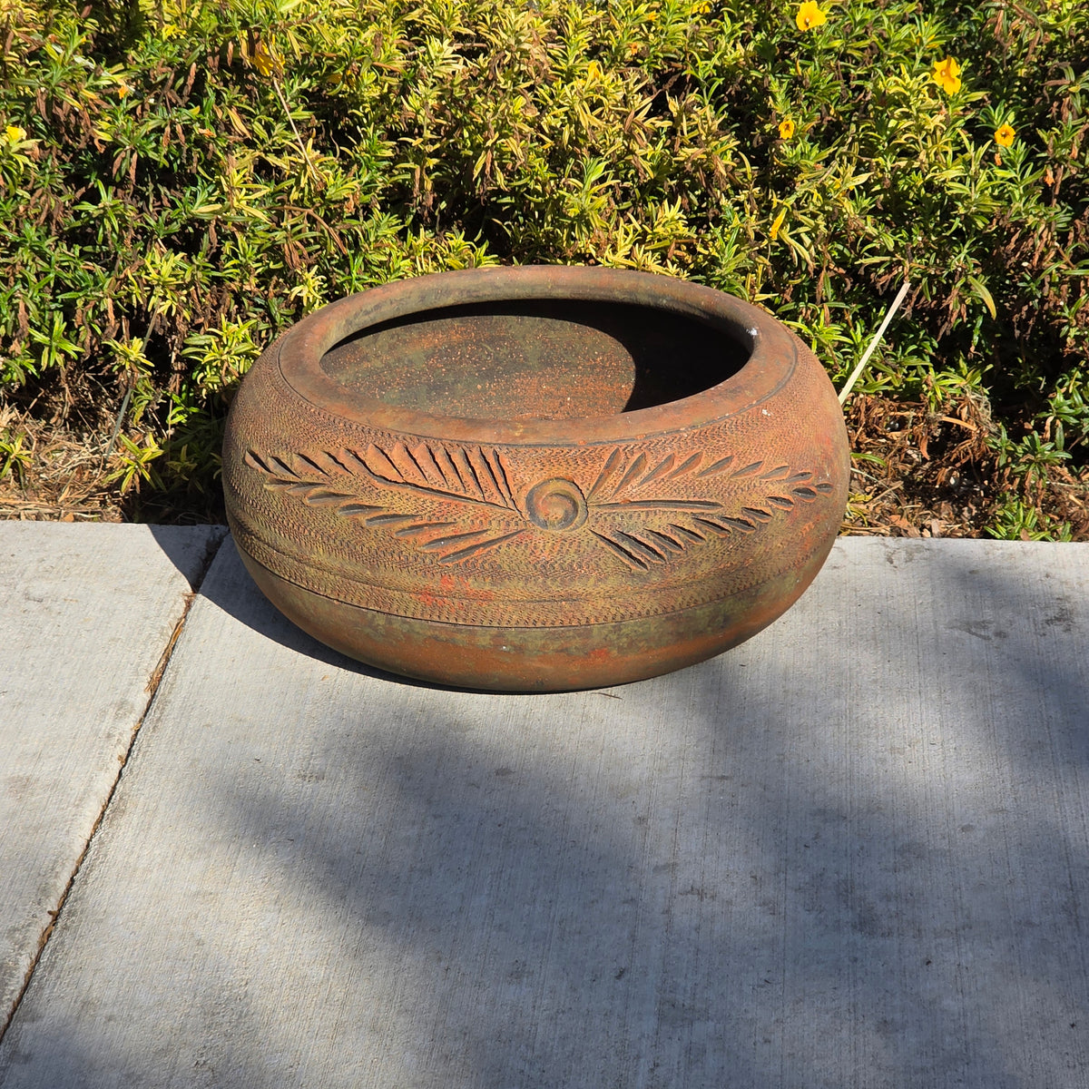Vintage Terracotta Clay Garden Hose Holder Large Low Planter Bowl Pot Carved 19"