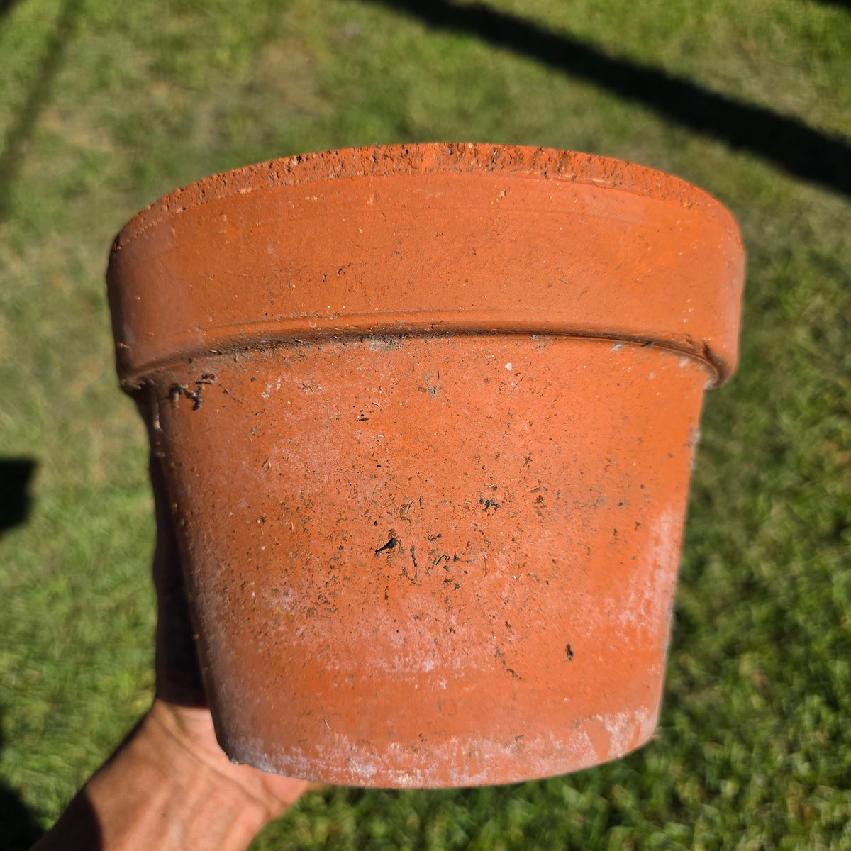 Vintage Terracotta Color Thick Wall Flower Pot Heavy Composite Round Planter 8"