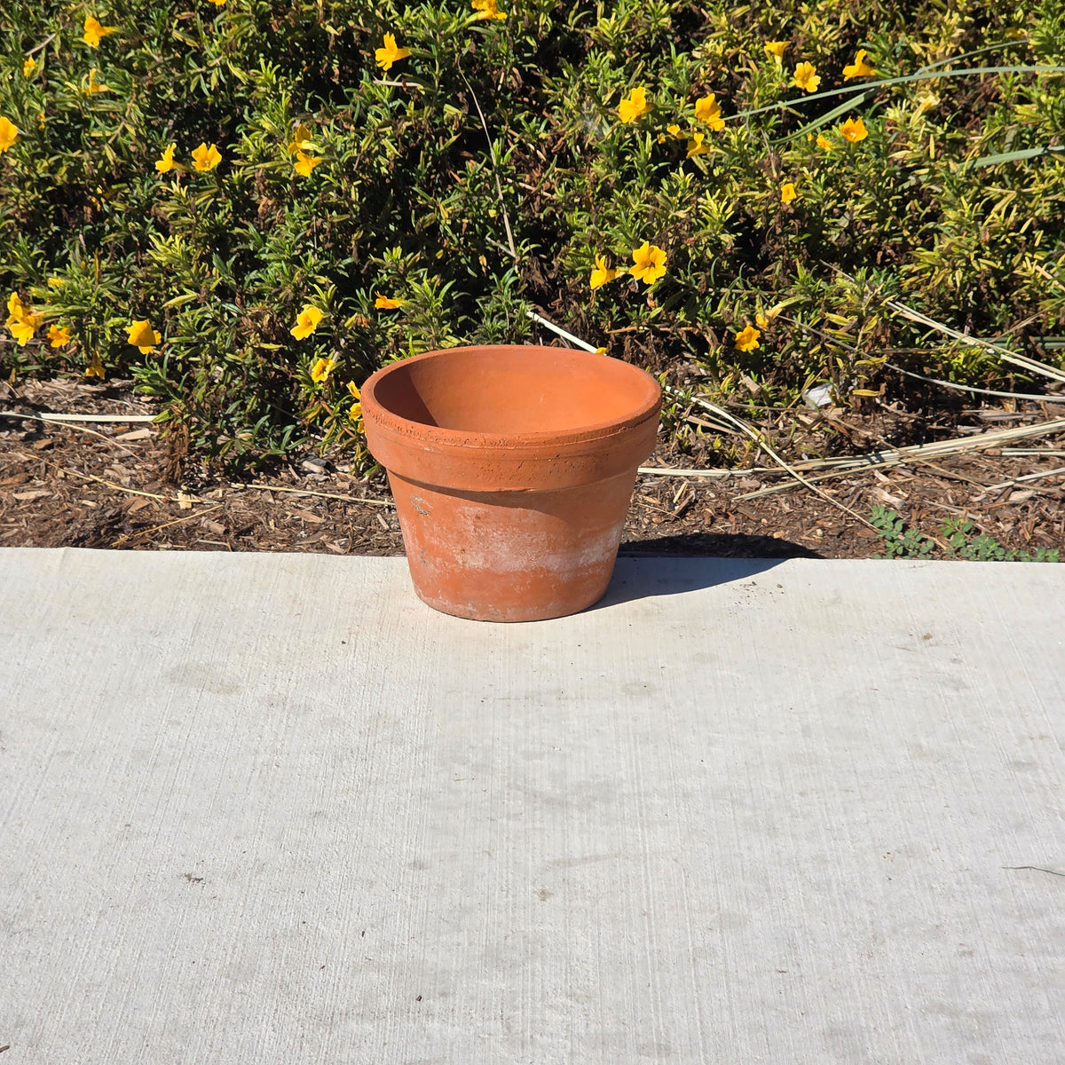 Vintage Terracotta Color Thick Wall Flower Pot Heavy Composite Round Planter 8"