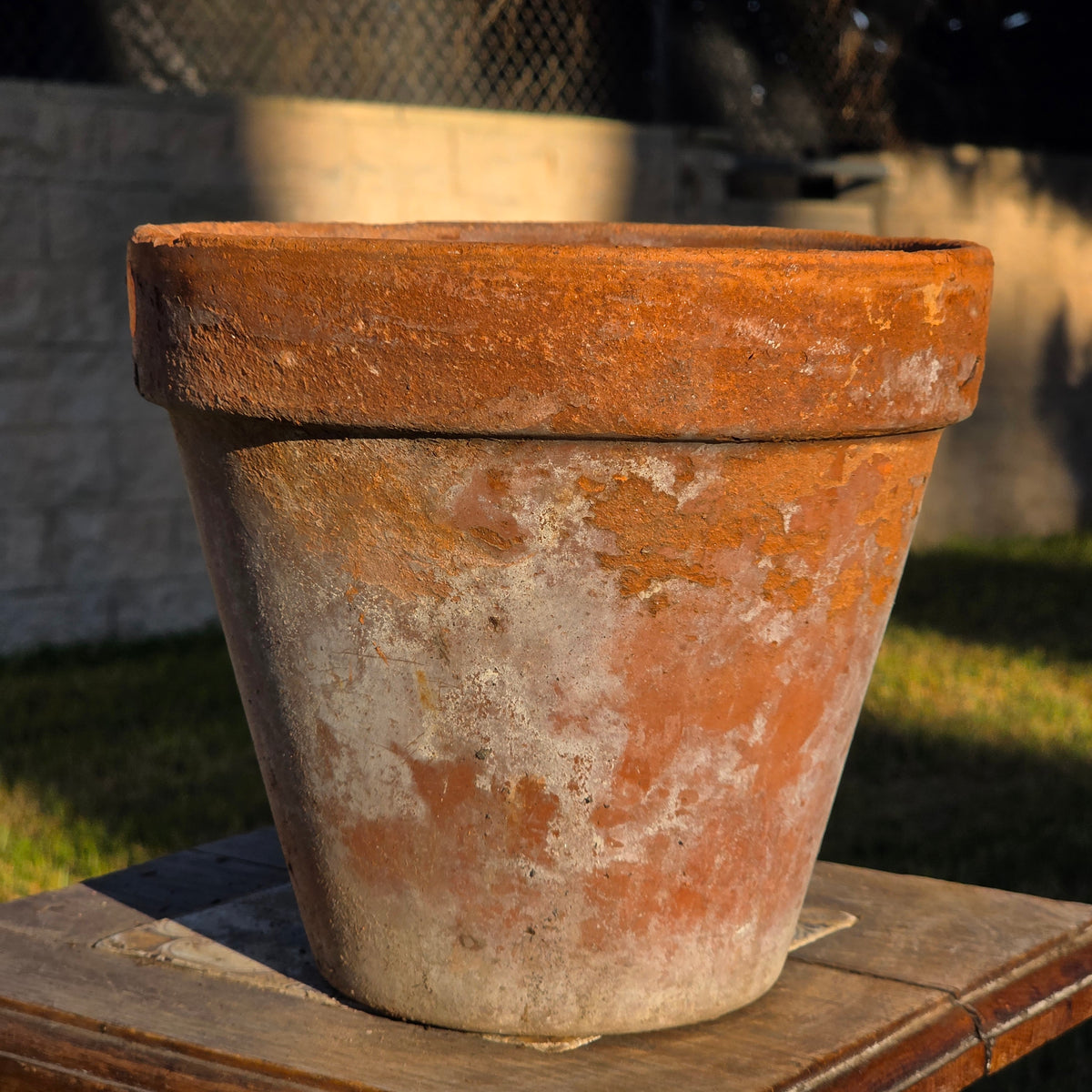 Vtg Terracotta Planter Flat Rimmed Clay Pot Aged Heavy Patina Garden 8.5" x 7.5"