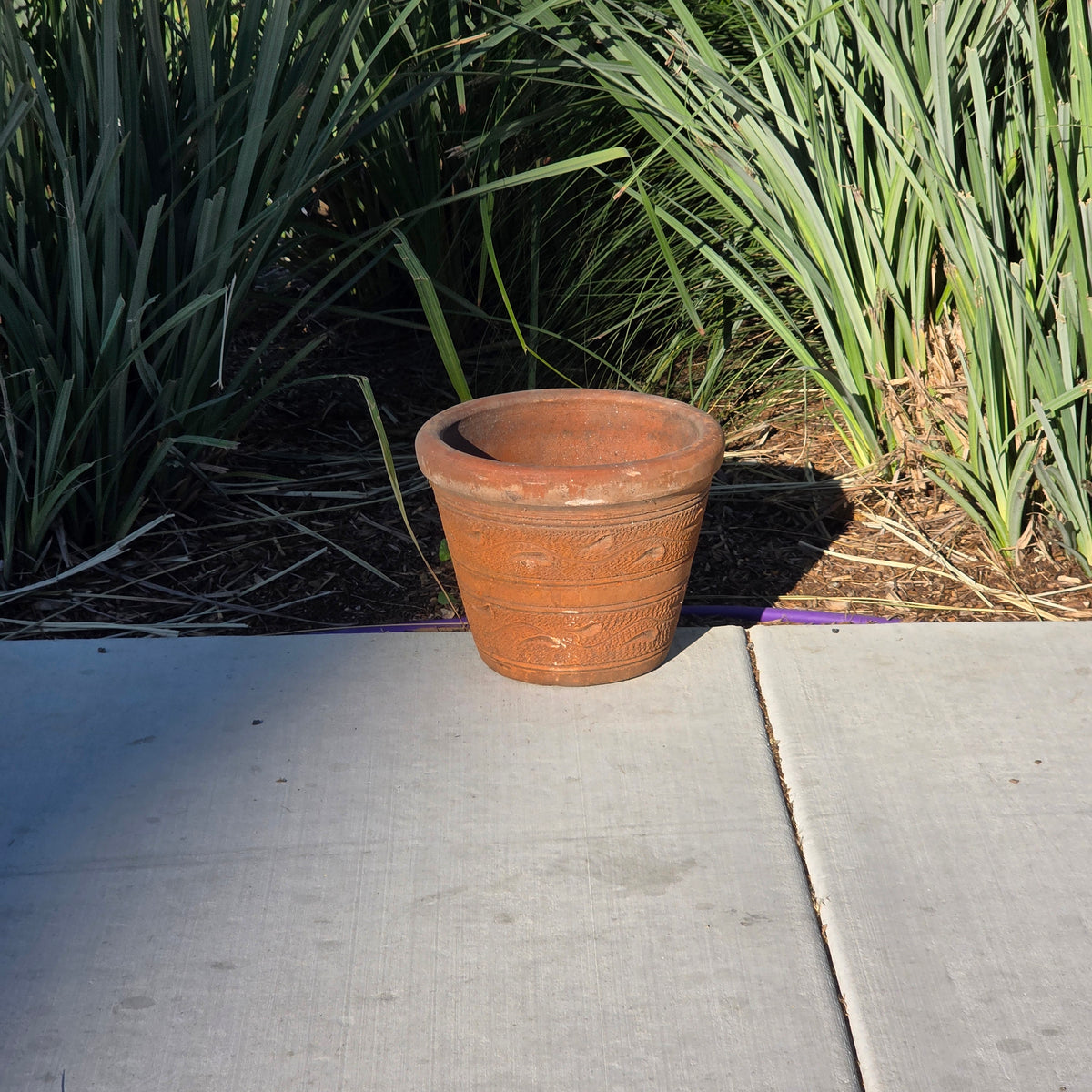Vintage Mexican Terracotta Planter Pot Wave Textured Clay Flower 10" x 8" Old