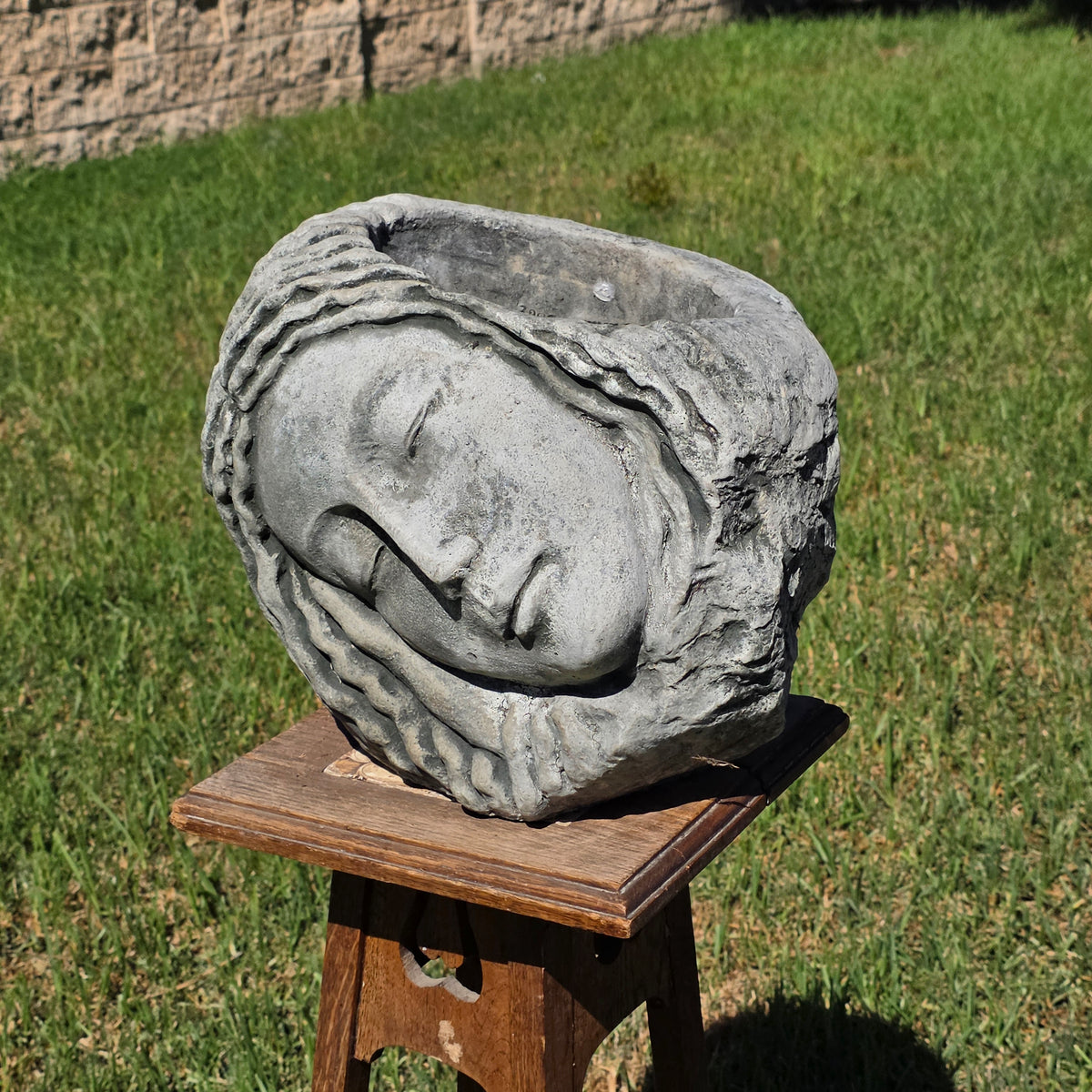 Campania International 2005 Sleeping Maiden Planter Cast Stone Face Statue Pot