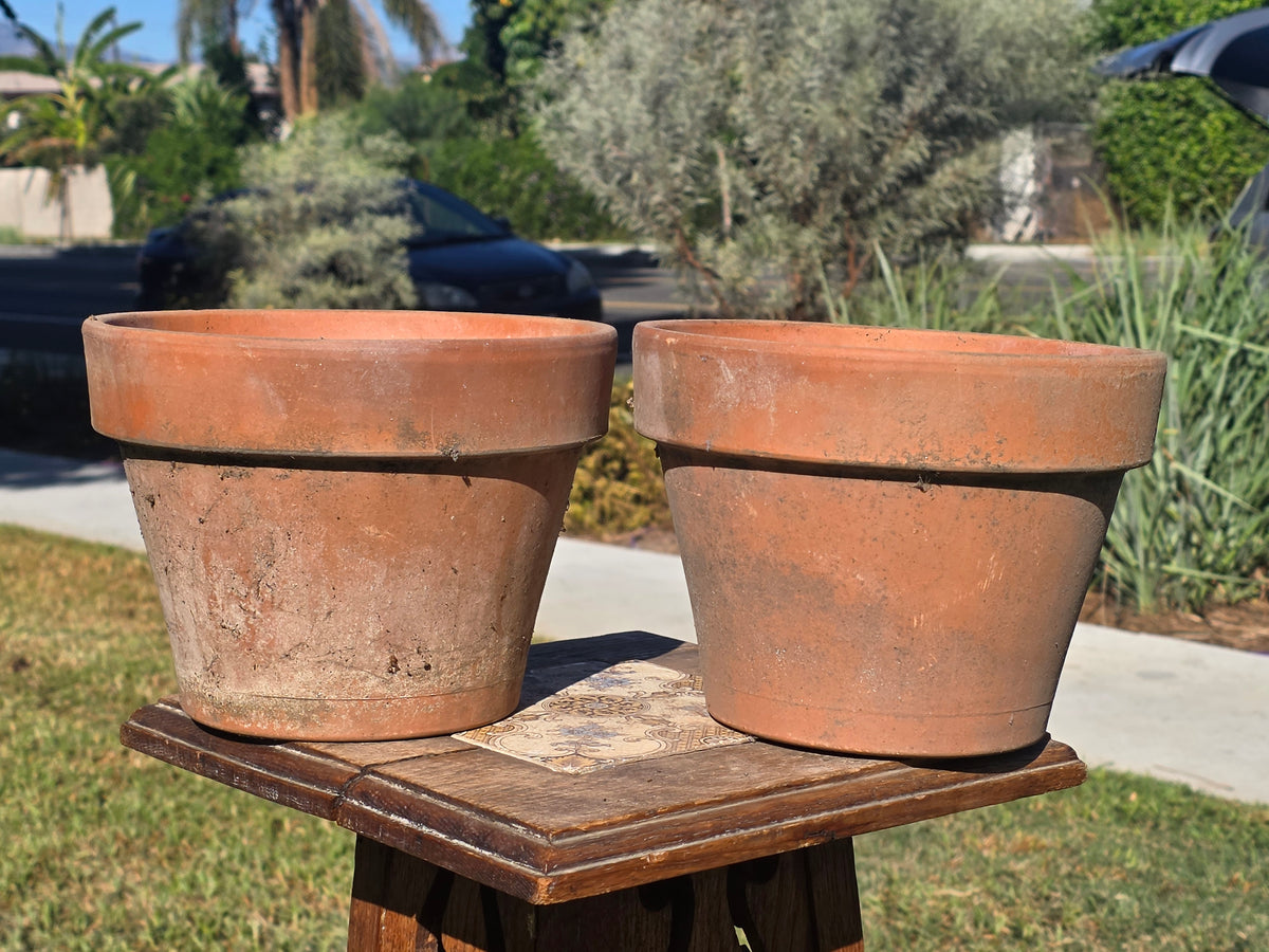 Pair of 2 ITERRA 20 Terracotta Planters Clay Flower Pots Made in Italy 8" Vtg